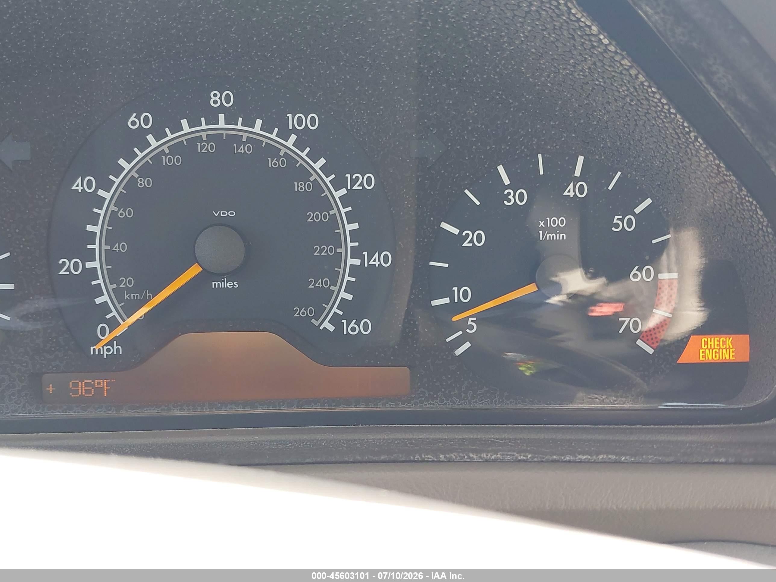 1999 Mercedes-benz Clk 320   Зеленый vin: WDBLK65G5XT007405