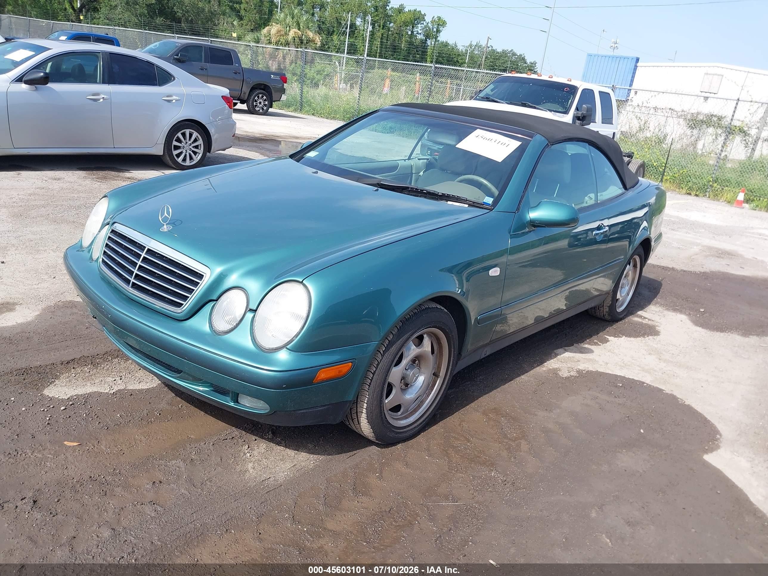 1999 Mercedes-benz Clk 320   Зеленый vin: WDBLK65G5XT007405