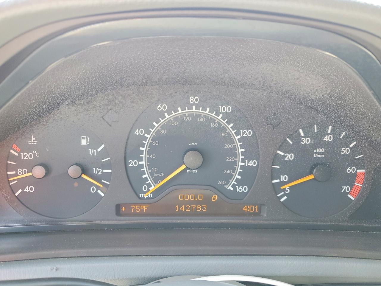 1999 Mercedes-benz Clk 320 Black vin: WDBLK65G5XT008635