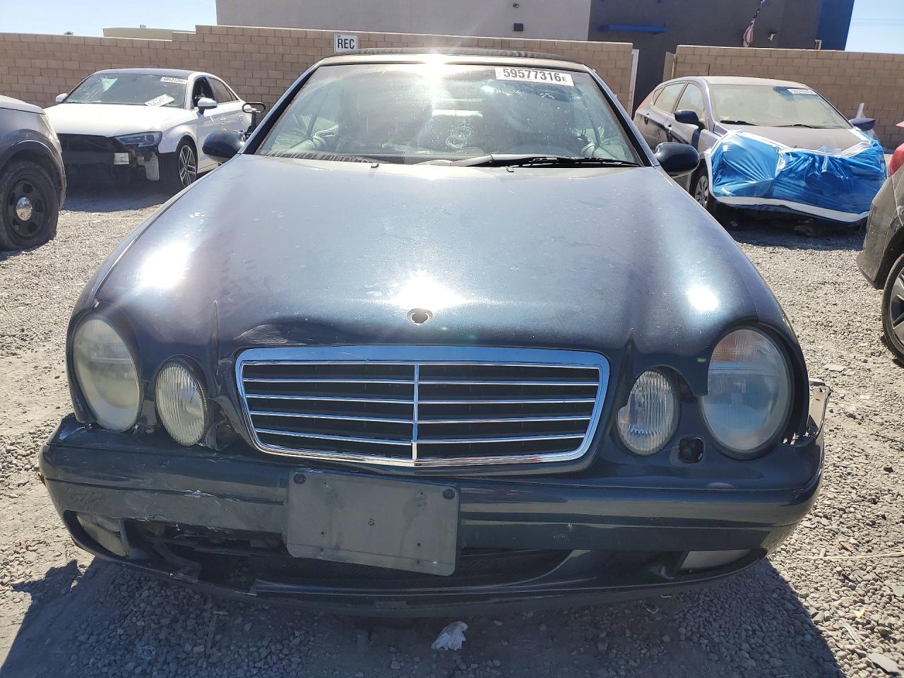 1999 Mercedes-benz Clk 320 Blue vin: WDBLK65G5XT024463
