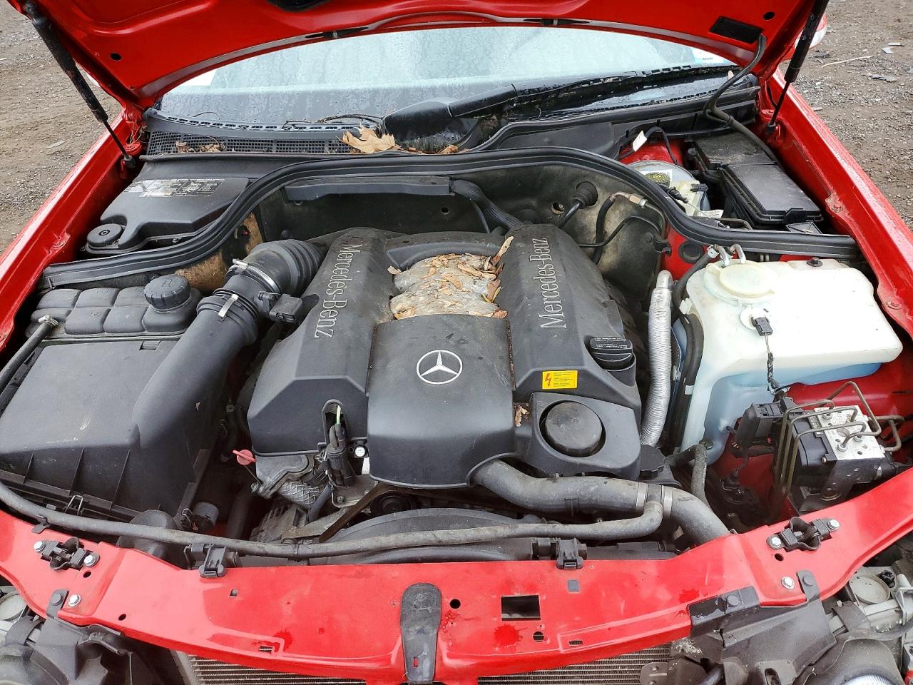 2001 Mercedes-benz Clk 320 Red vin: WDBLK65G61T074893