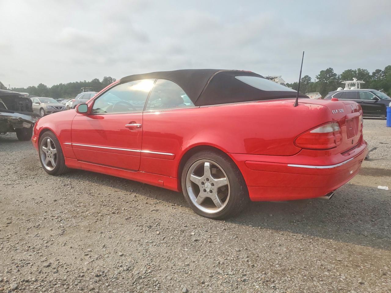 2002 Mercedes-benz Clk 320 Красный vin: WDBLK65G62T094076