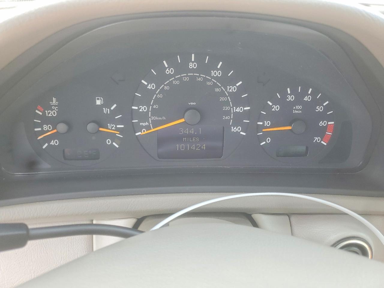 2002 Mercedes-benz Clk 320 Красный vin: WDBLK65G62T094076