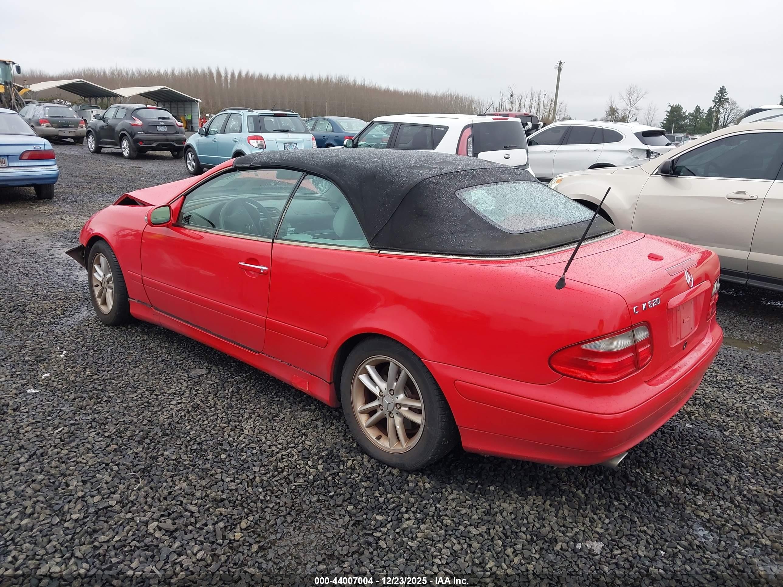 2002 Mercedes-benz Clk 320   Red vin: WDBLK65G62T110695