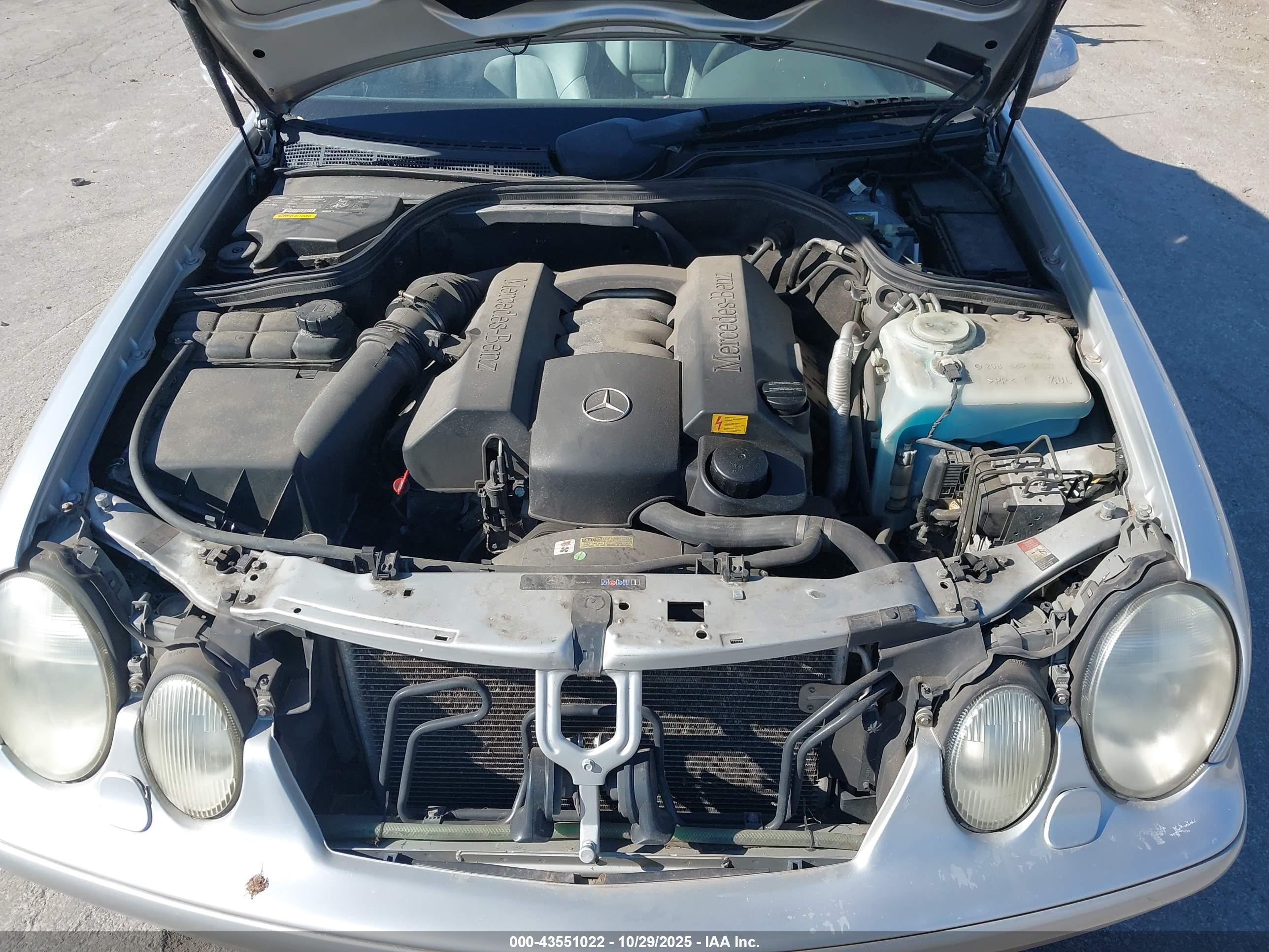 2003 Mercedes-benz Clk 320   Silver vin: WDBLK65G63T130012
