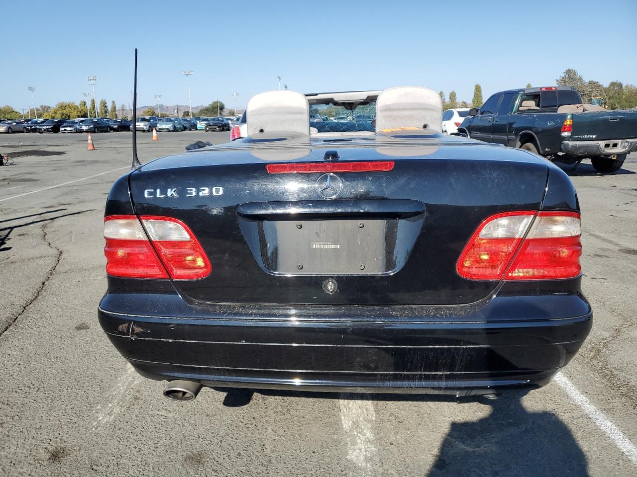 2003 Mercedes-benz Clk 320 Black vin: WDBLK65G63T137848