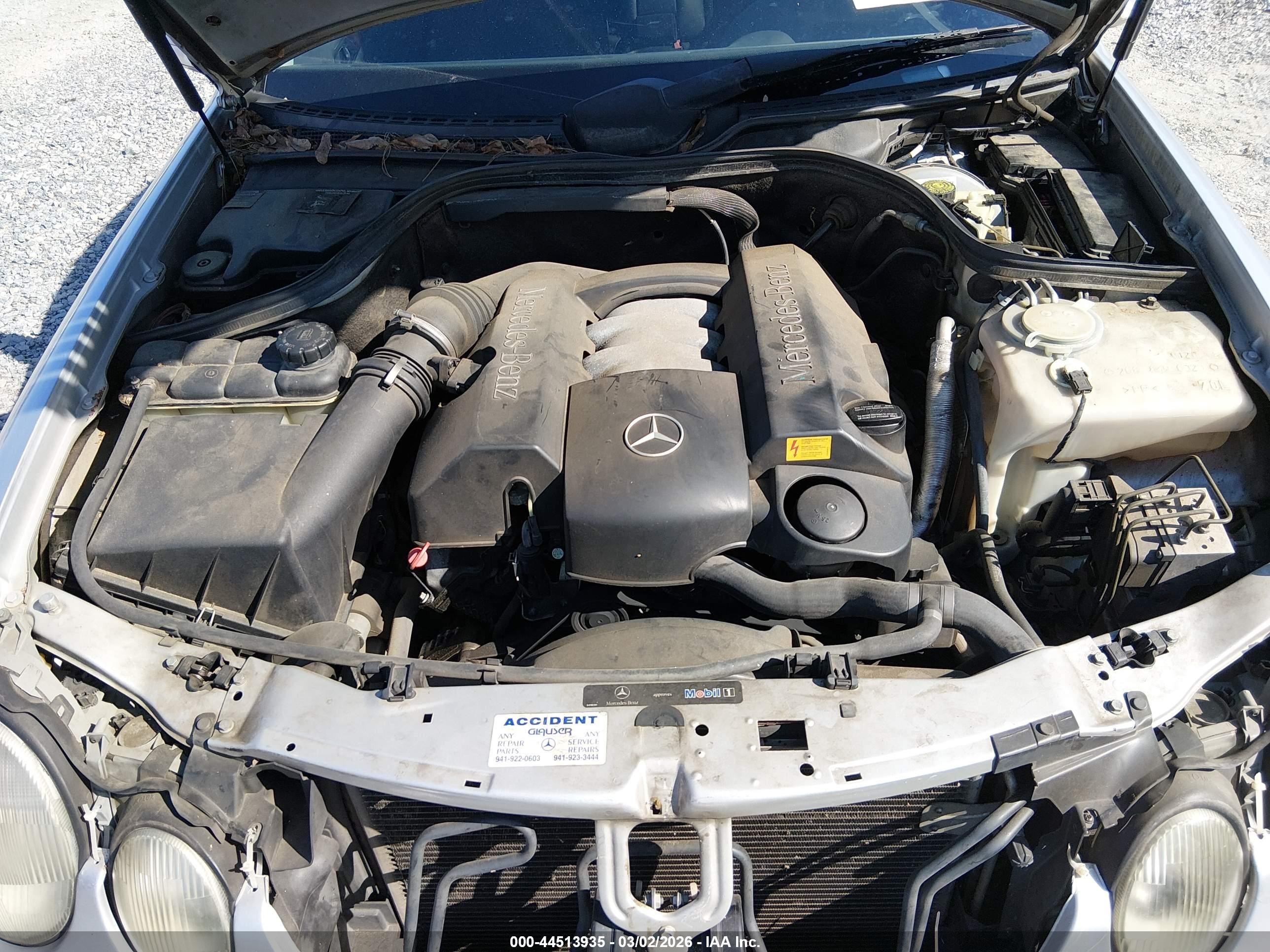 2003 Mercedes-benz Clk 320   Silver vin: WDBLK65G63T138286