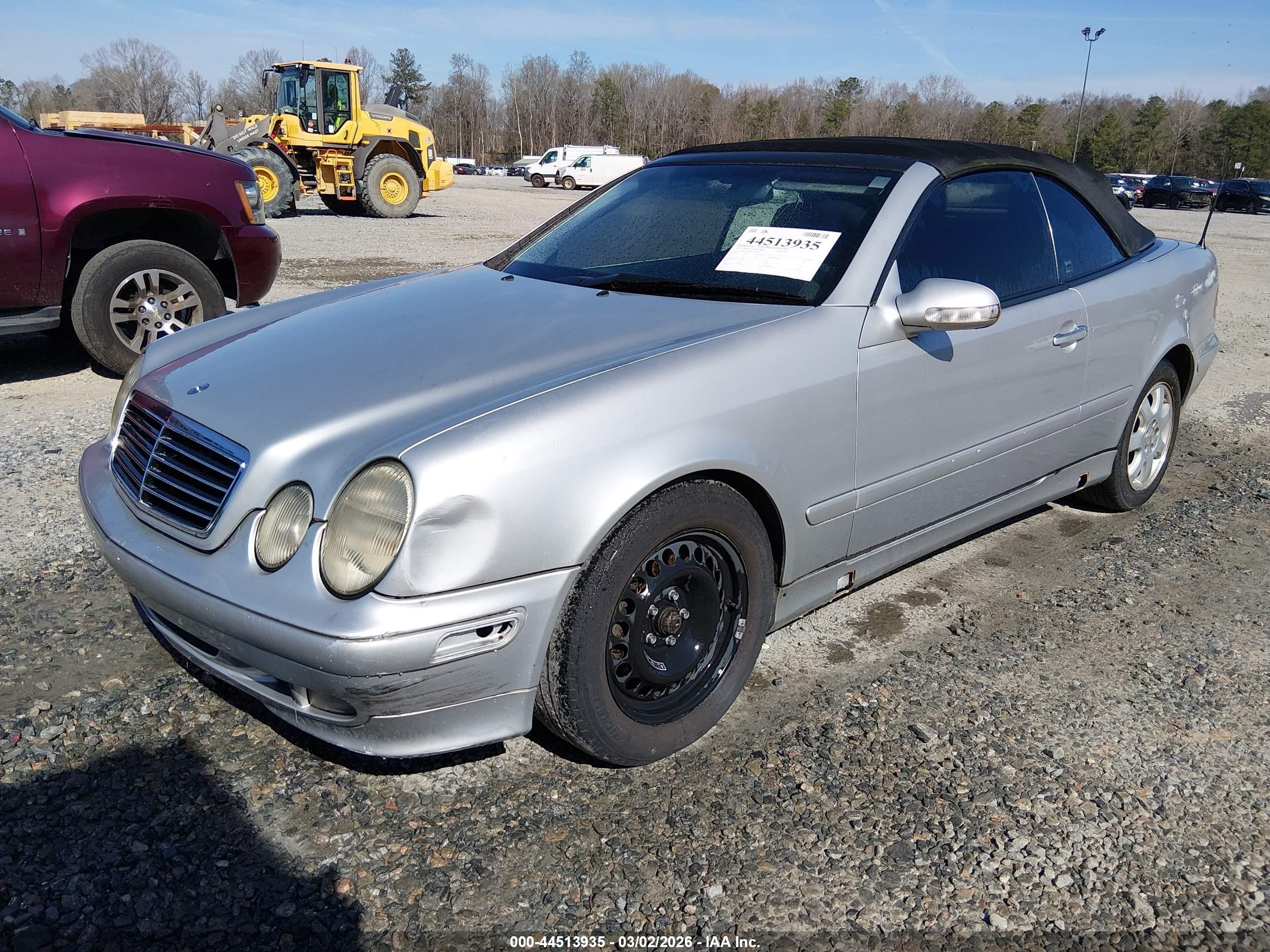 2003 Mercedes-benz Clk 320   Silver vin: WDBLK65G63T138286