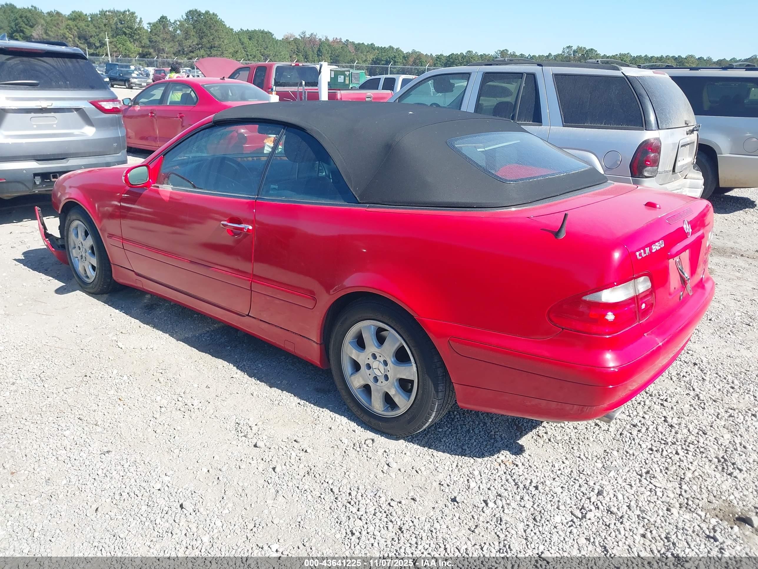 2003 Mercedes-benz Clk 320   Red vin: WDBLK65G63T140393