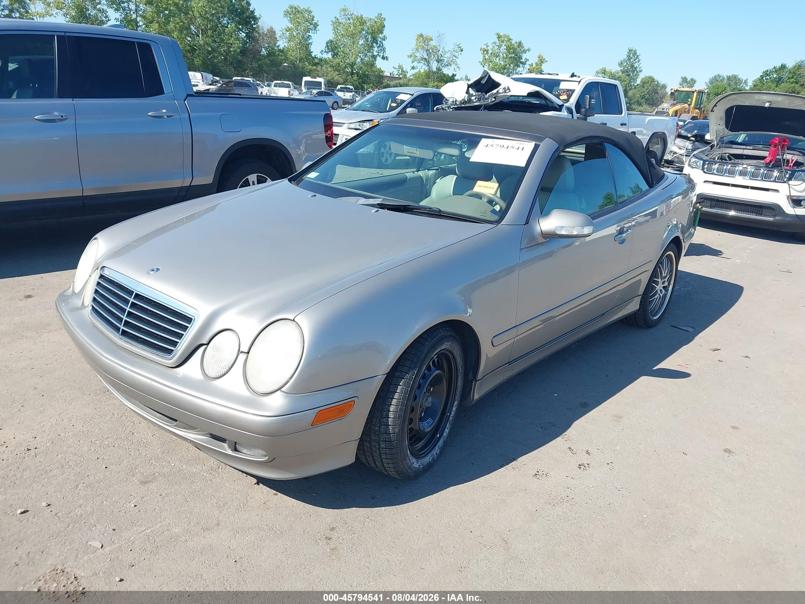 2003 Mercedes-benz Clk 320   Silver vin: WDBLK65G63T142600