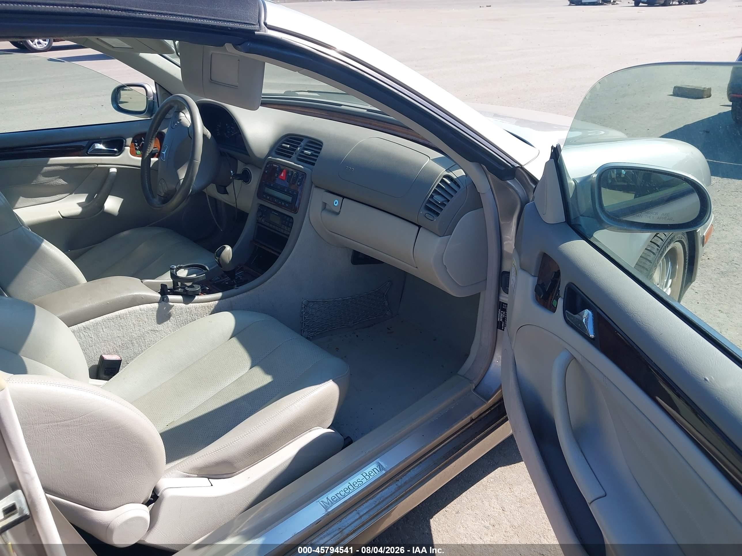 2003 Mercedes-benz Clk 320   Silver vin: WDBLK65G63T142600