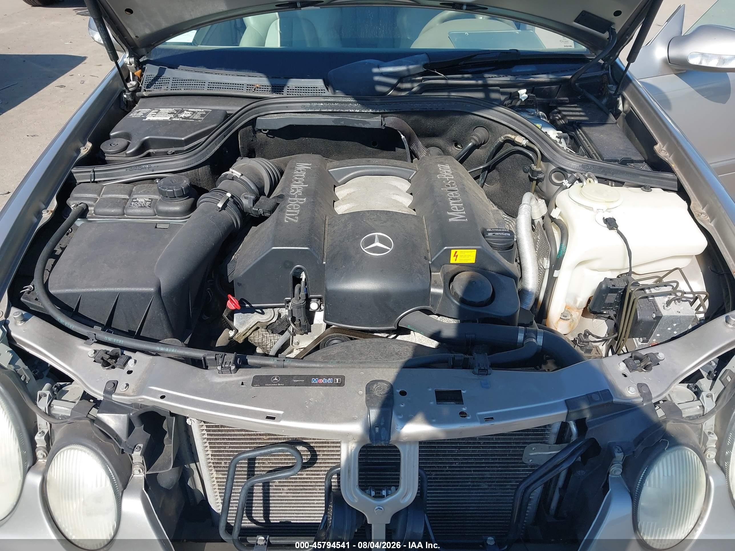2003 Mercedes-benz Clk 320   Silver vin: WDBLK65G63T142600