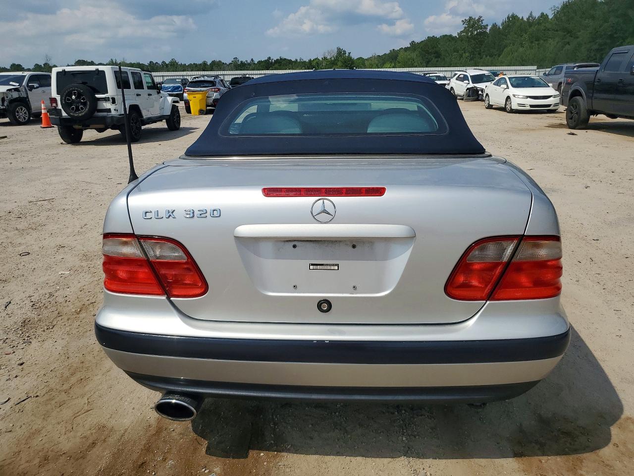 1999 Mercedes-benz Clk 320 Silver vin: WDBLK65G6XT009356