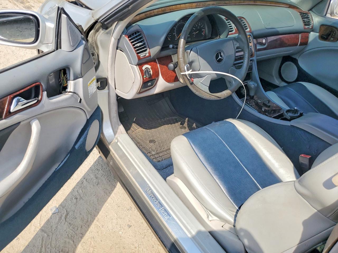 1999 Mercedes-benz Clk 320 Silver vin: WDBLK65G6XT009356