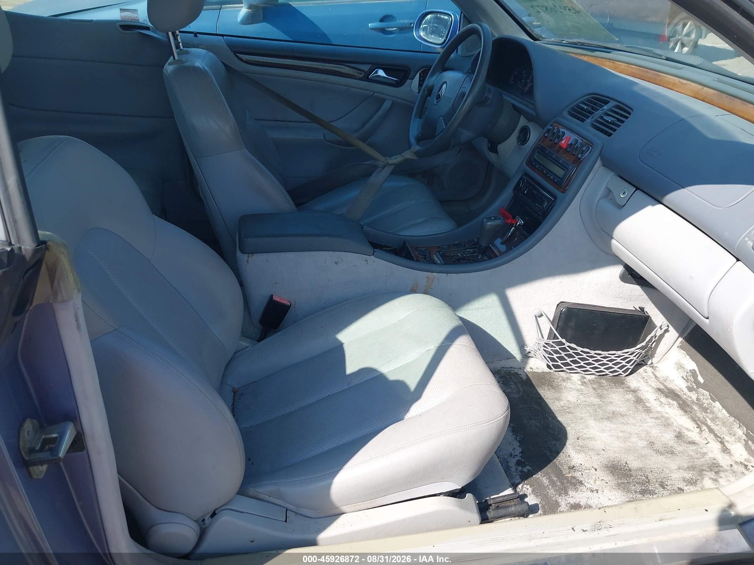 1999 Mercedes-benz Clk 320   Blue vin: WDBLK65G6XT020390