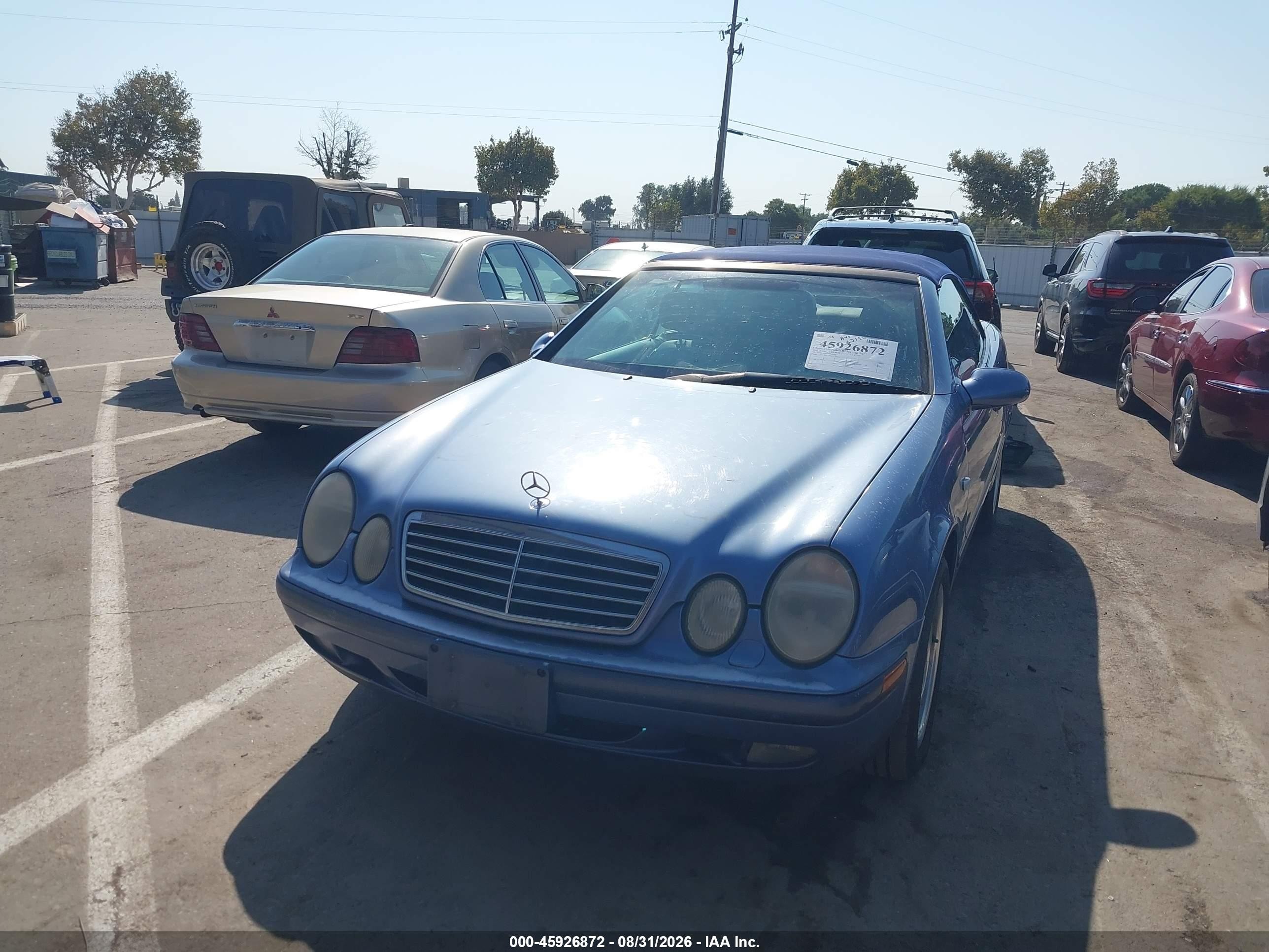 1999 Mercedes-benz Clk 320   Blue vin: WDBLK65G6XT020390