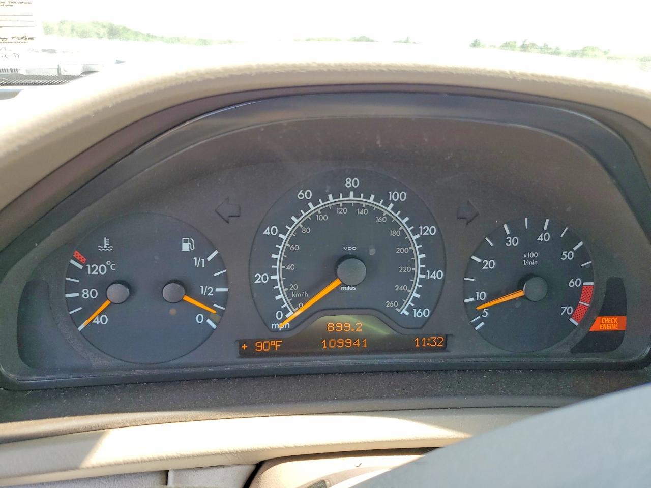 1999 Mercedes-benz Clk 320 Green vin: WDBLK65G6XT022947