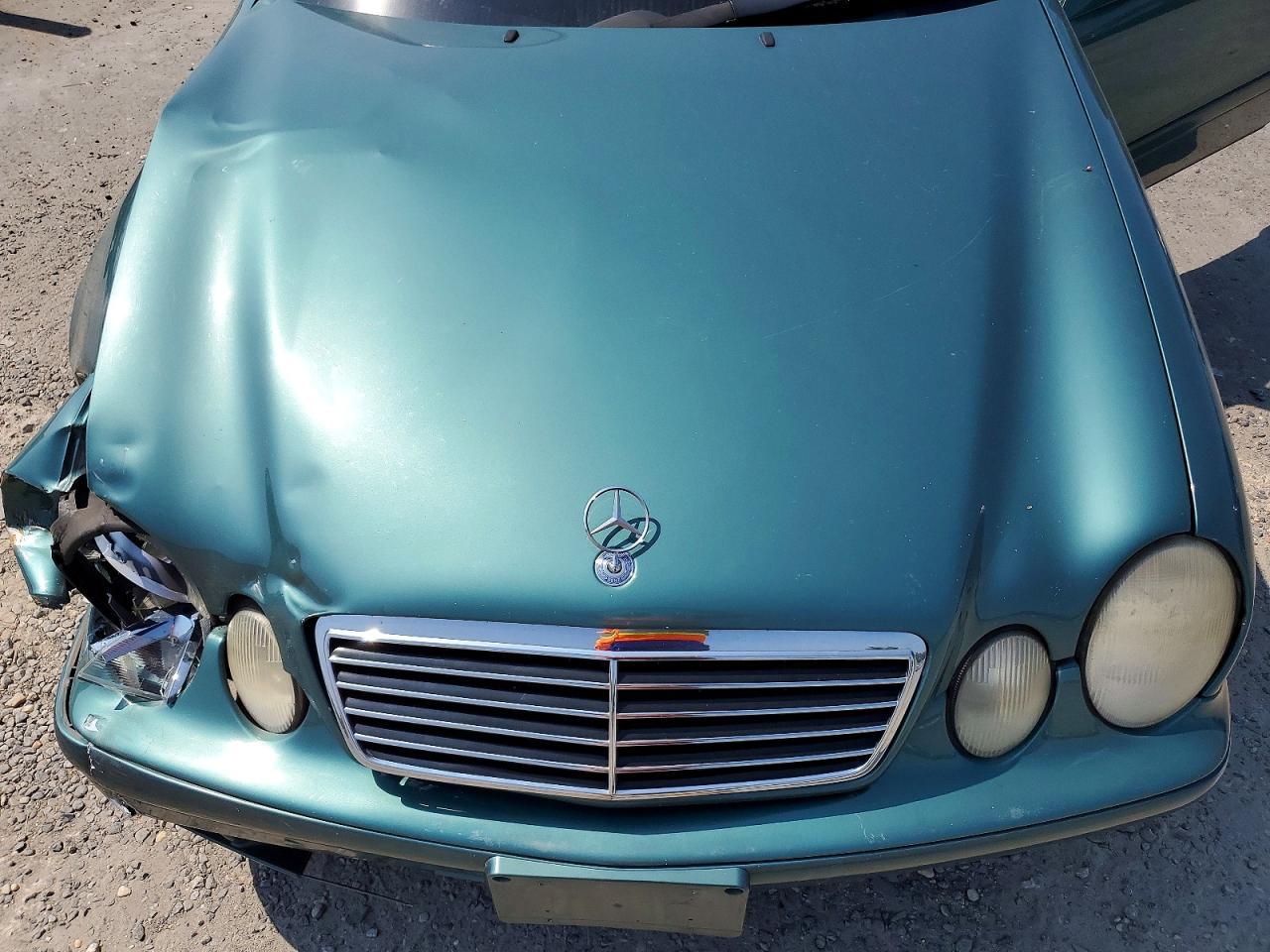 1999 Mercedes-benz Clk 320 Green vin: WDBLK65G6XT022947