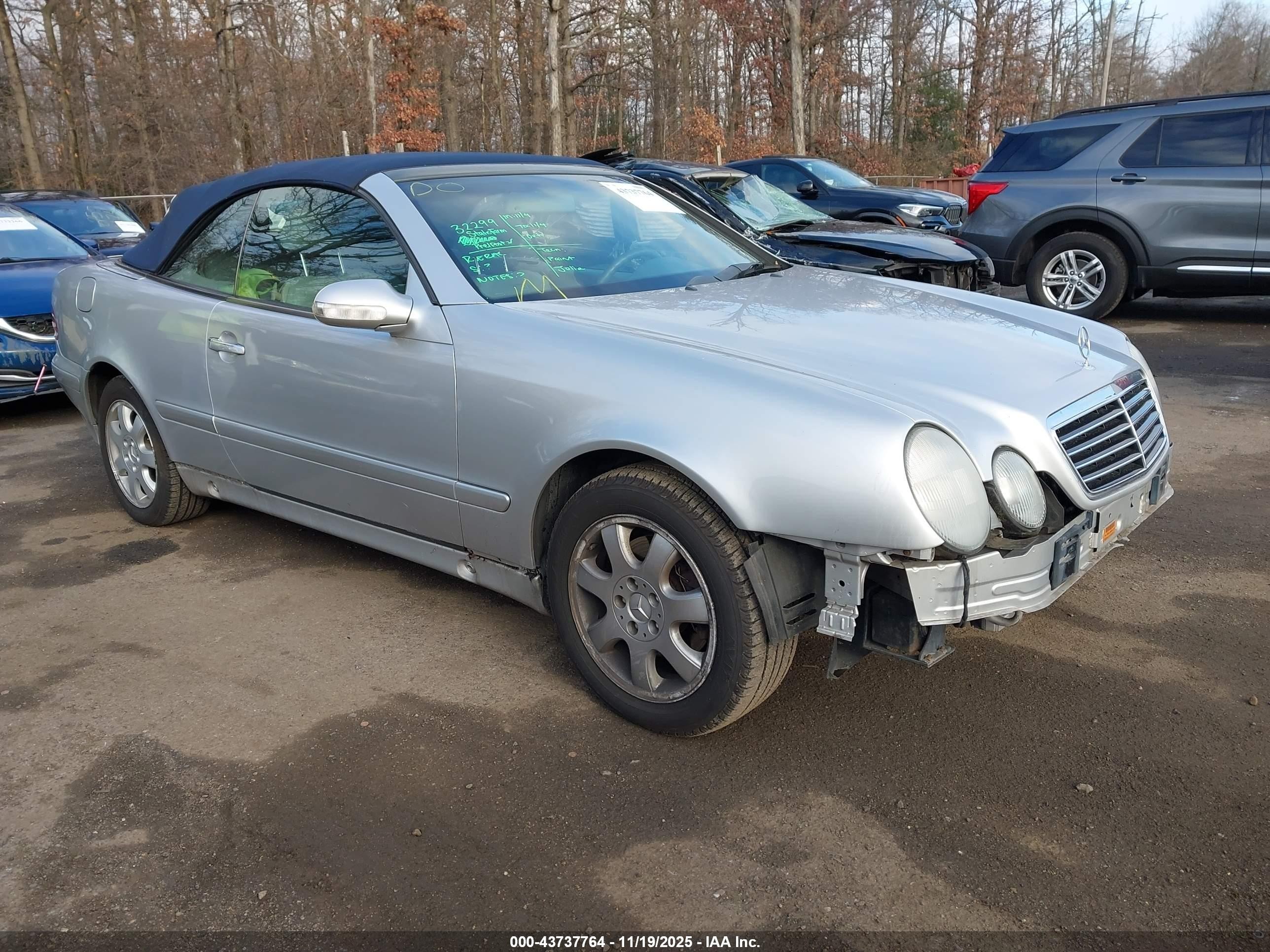 2000 Mercedes-benz Clk 320   Серебряный vin: WDBLK65G6YT032251
