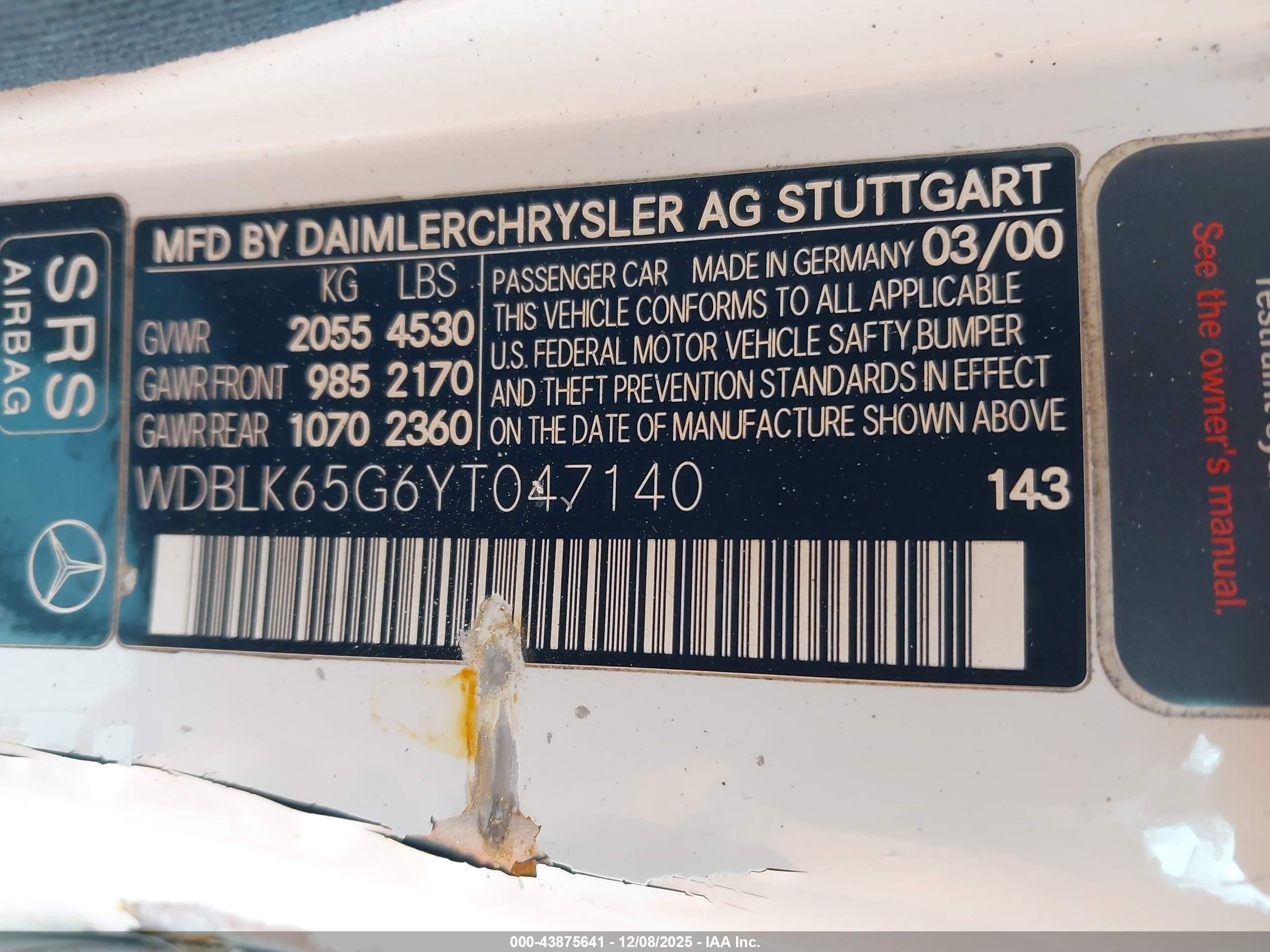2000 Mercedes-benz Clk 320   White vin: WDBLK65G6YT047140