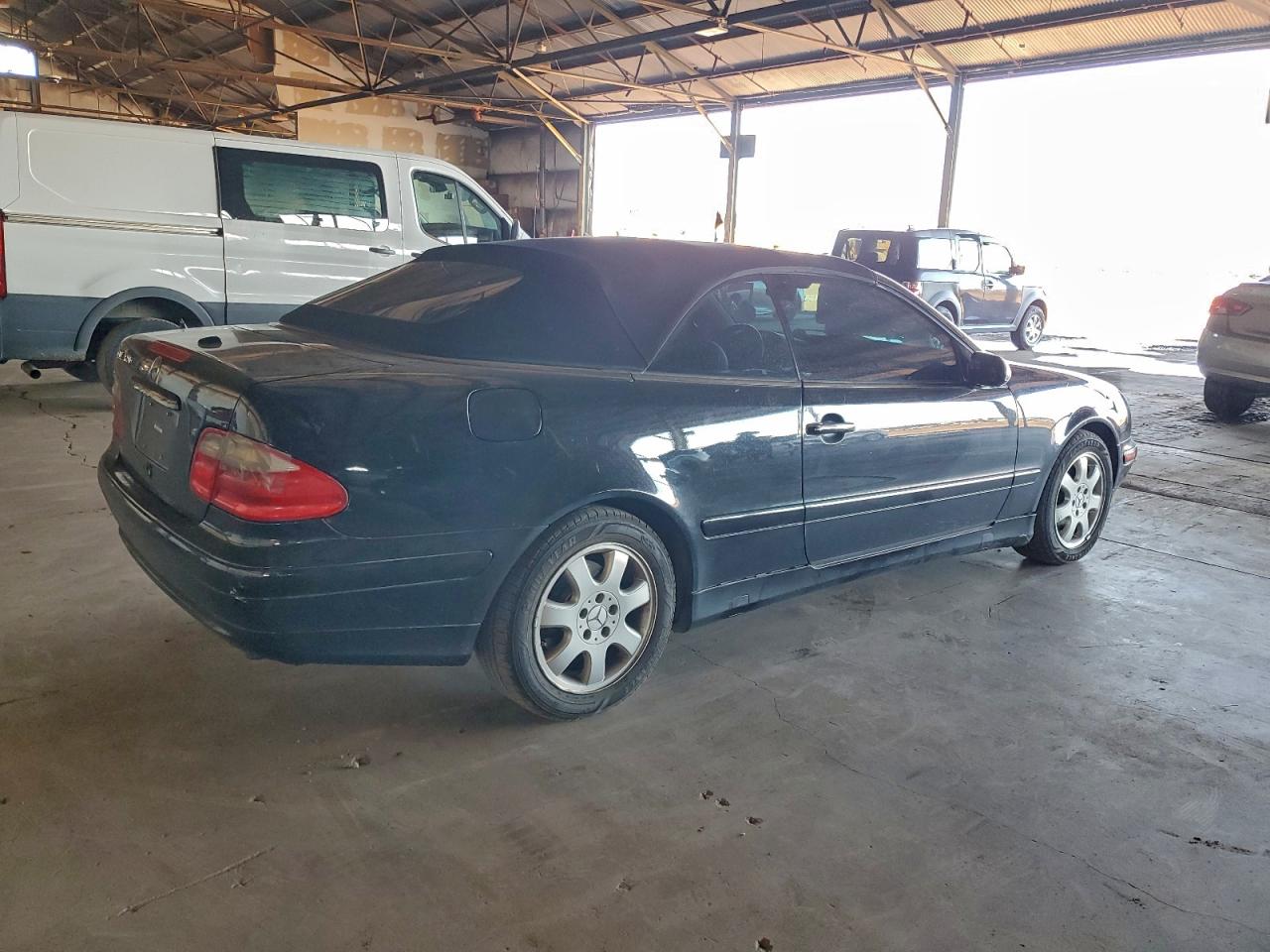 2002 Mercedes-benz Clk 320 Black vin: WDBLK65G72T093471