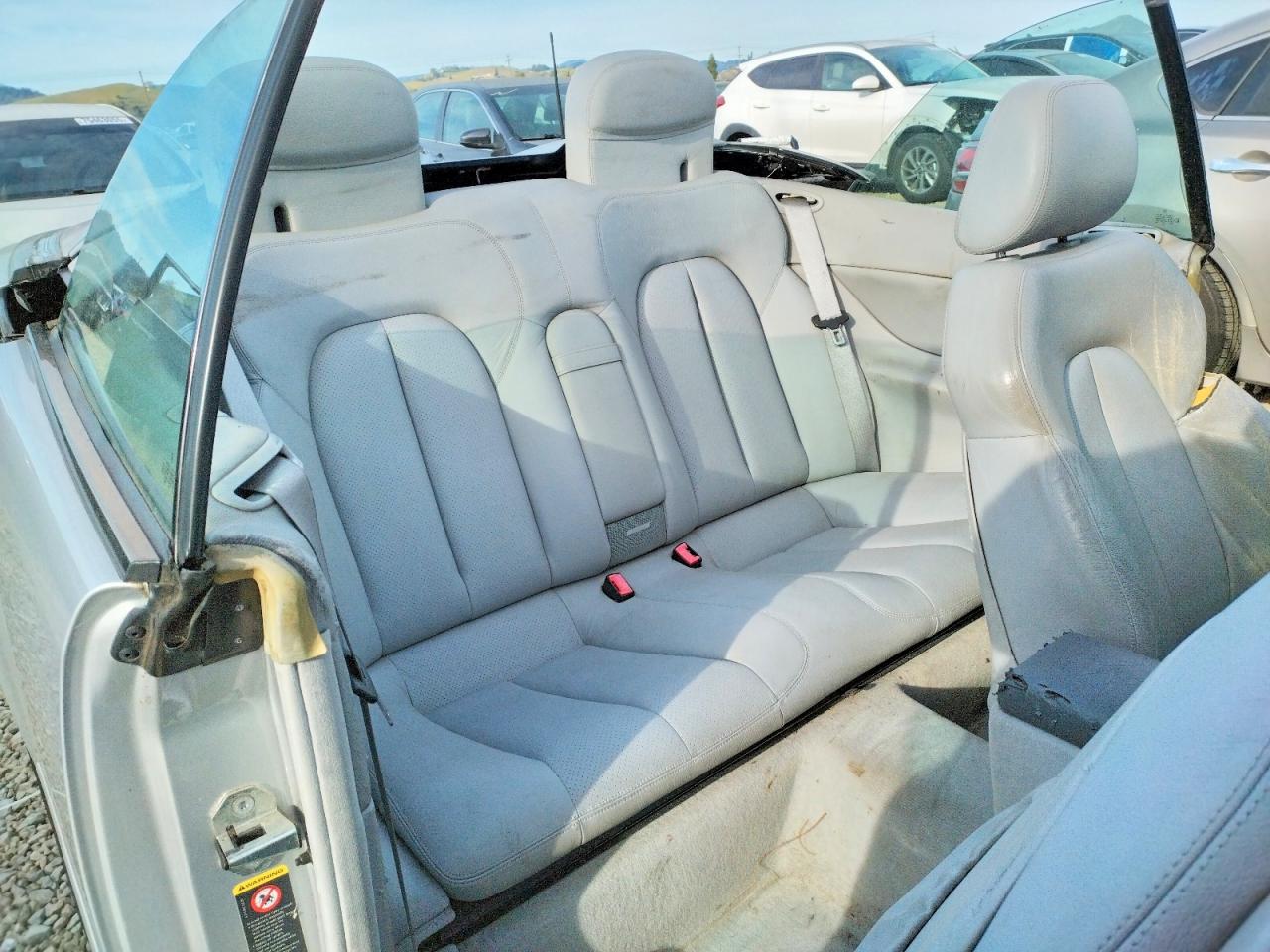 2002 Mercedes-benz Clk 320 Silver vin: WDBLK65G72T105490