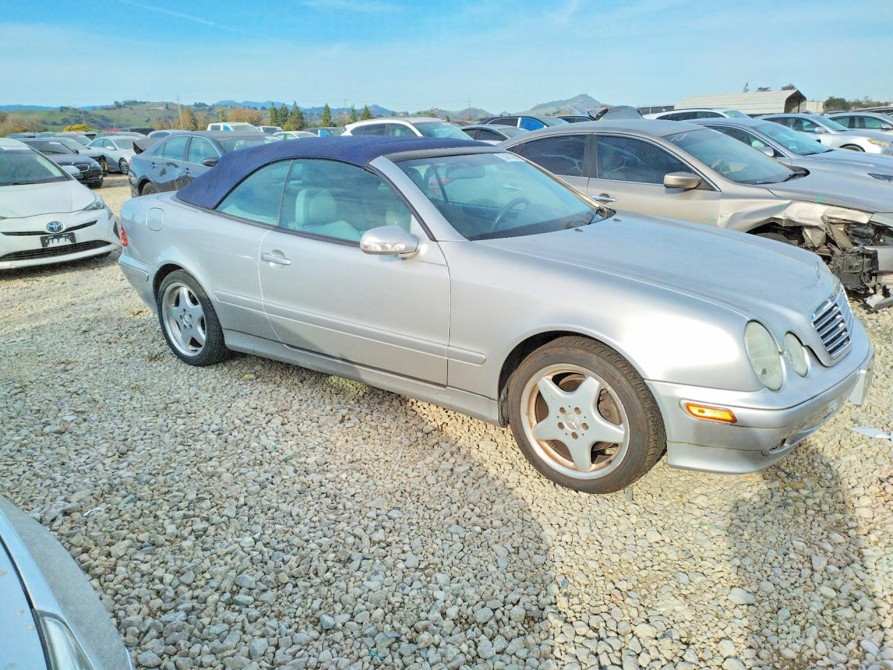 2002 Mercedes-benz Clk 320 Silver vin: WDBLK65G72T105490