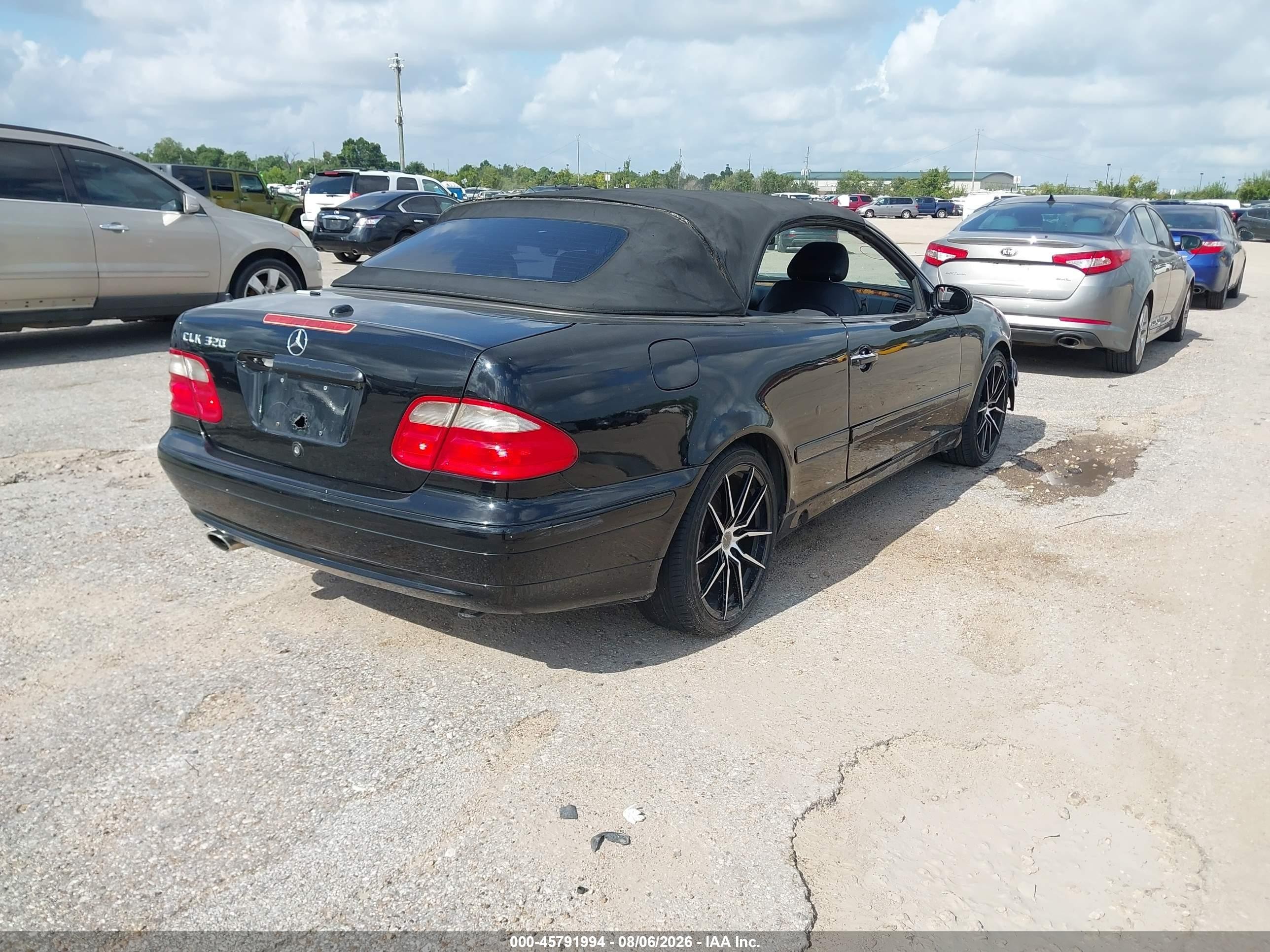 2002 Mercedes-benz Clk 320   Black vin: WDBLK65G72T128459