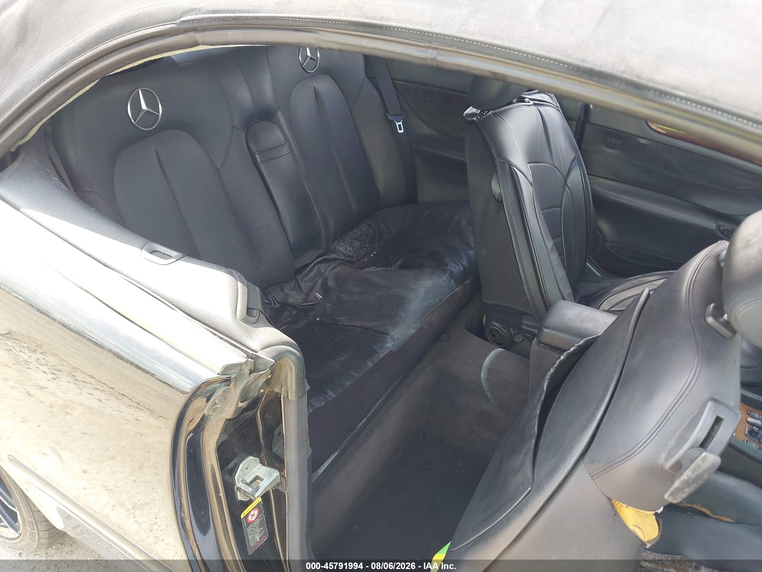 2002 Mercedes-benz Clk 320   Black vin: WDBLK65G72T128459