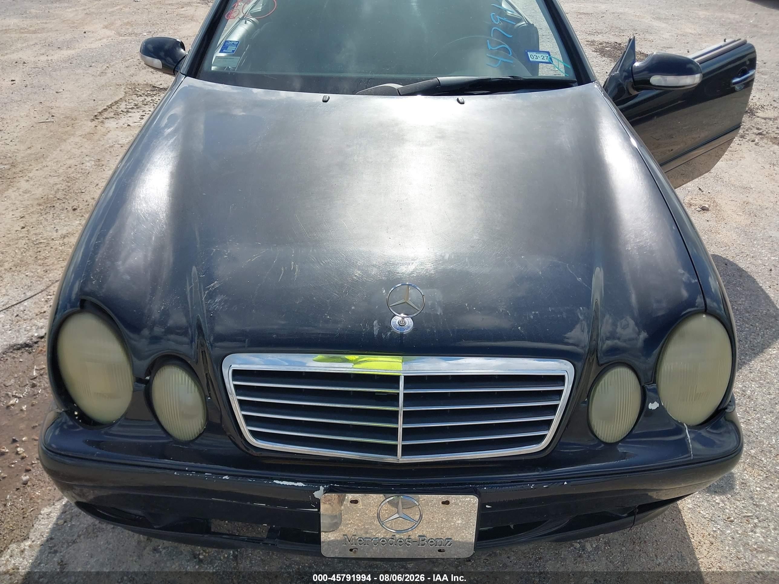 2002 Mercedes-benz Clk 320   Black vin: WDBLK65G72T128459