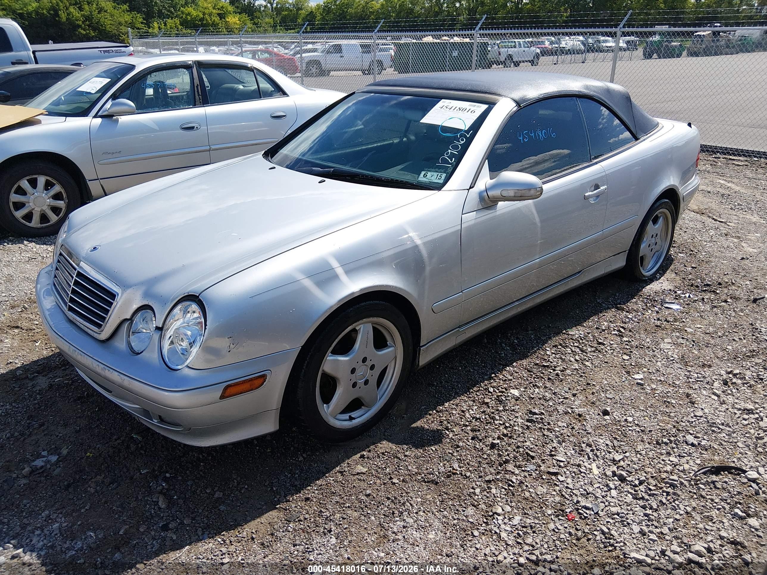 2002 Mercedes-benz Clk 320   Silver vin: WDBLK65G72T129062