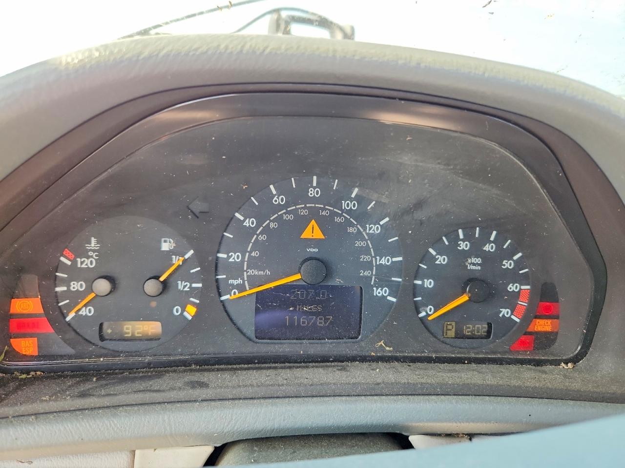 2003 Mercedes-benz Clk 320 Silver vin: WDBLK65G73T134702