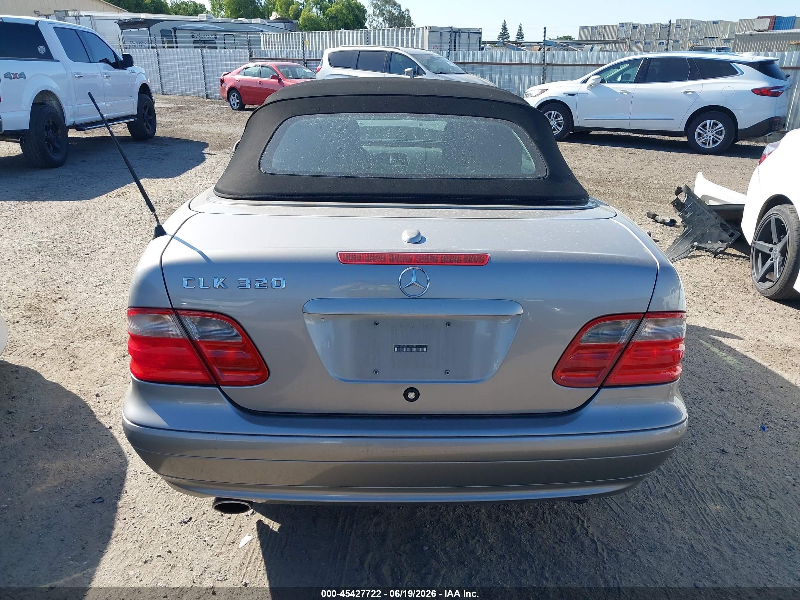 2003 Mercedes-benz Clk 320 Серый vin: WDBLK65G73T136742