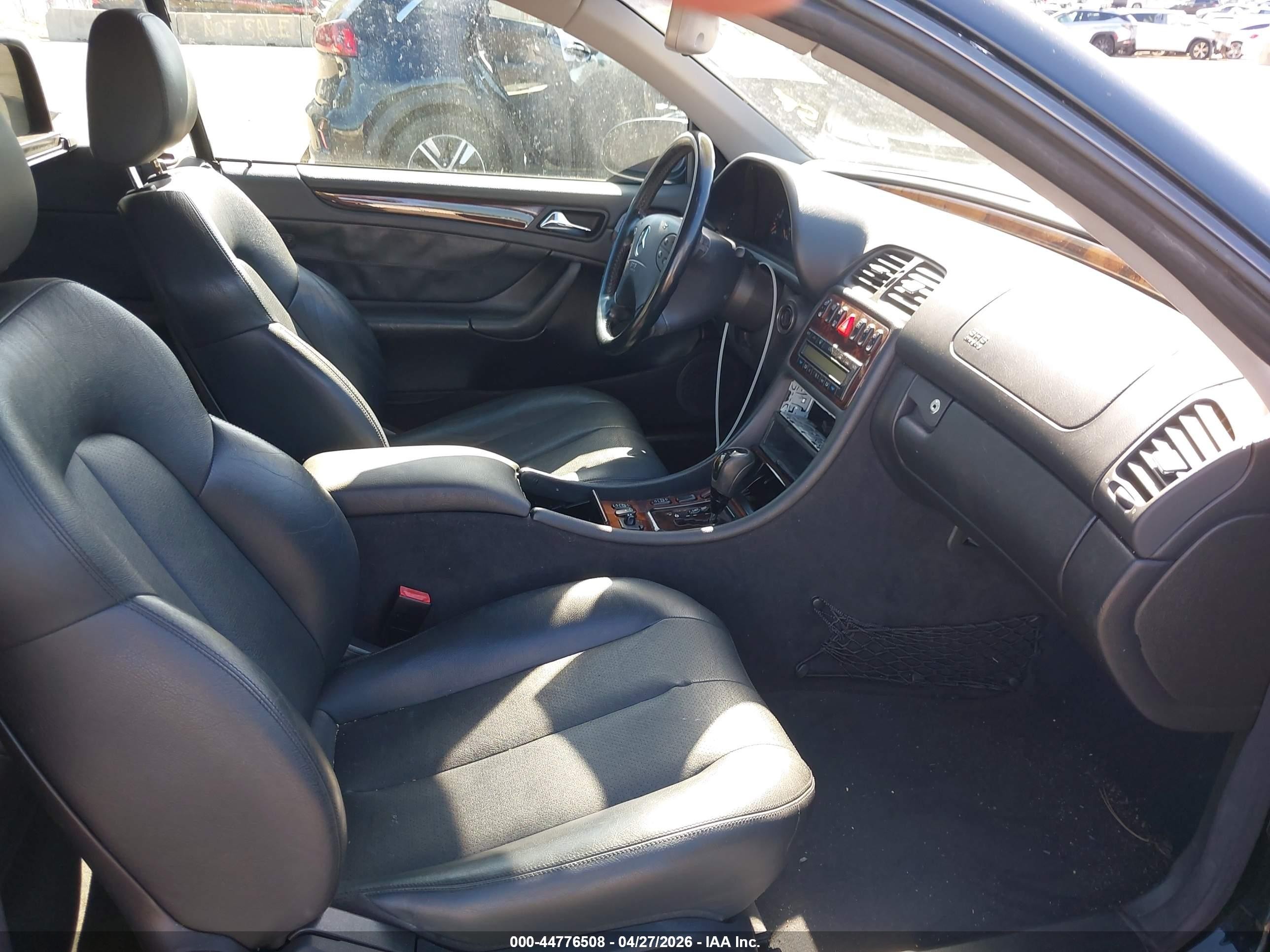 2003 Mercedes-benz Clk 320   Black vin: WDBLK65G73T138927