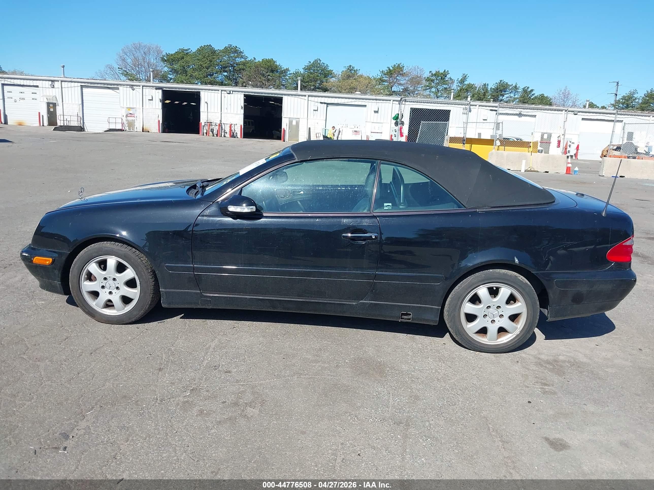 2003 Mercedes-benz Clk 320   Black vin: WDBLK65G73T138927