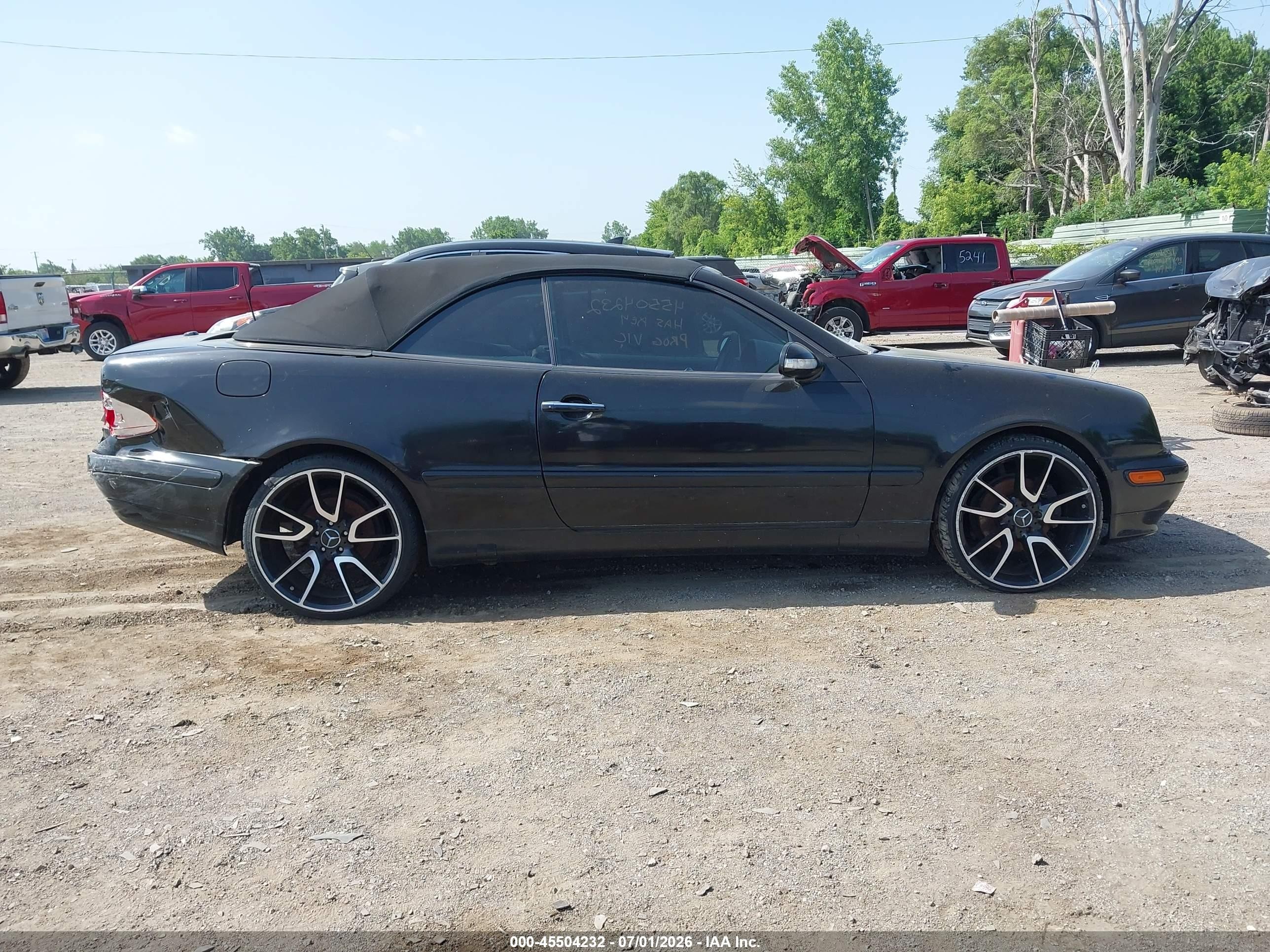 2003 Mercedes-benz Clk 320   Black vin: WDBLK65G73T144193