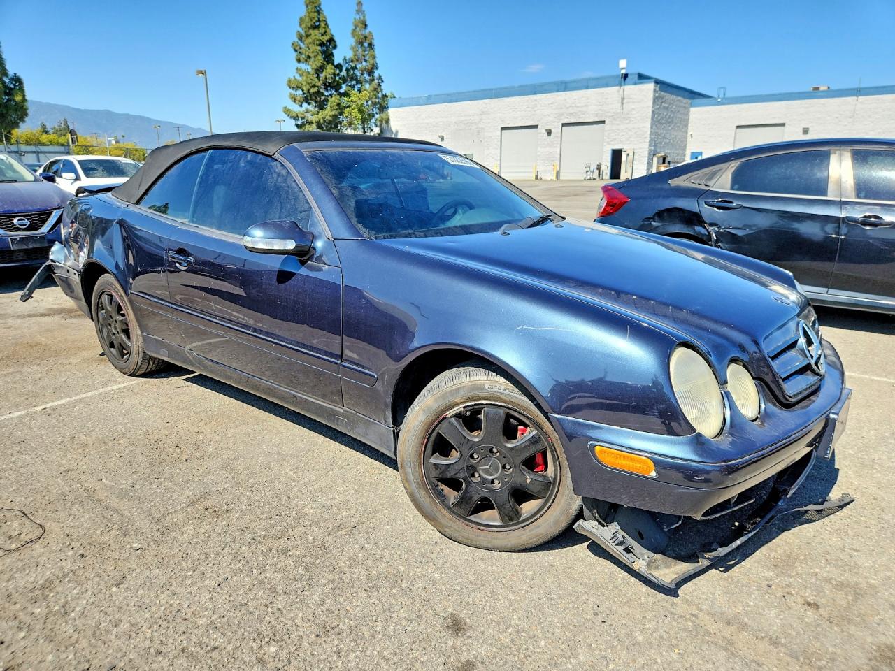 2000 Mercedes-benz Clk Class 2d 320 Blue vin: WDBLK65G7YT043274