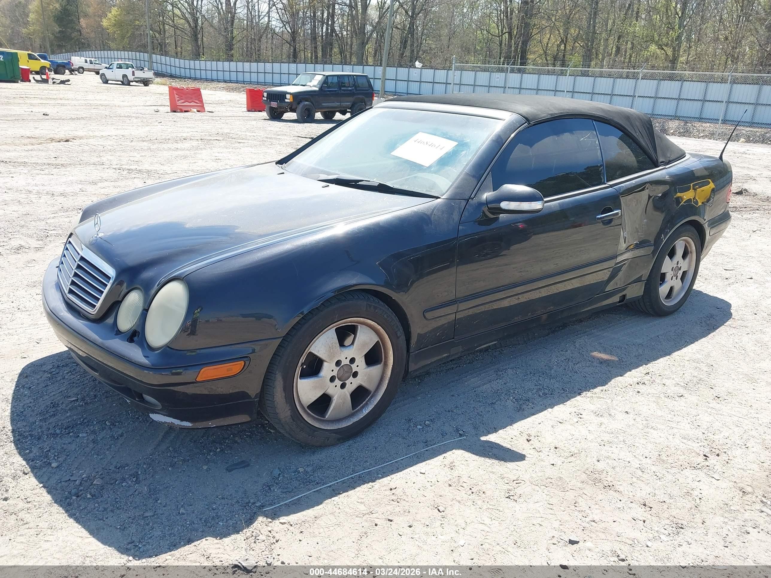 2002 Mercedes-benz Clk 320   Black vin: WDBLK65G82T105367
