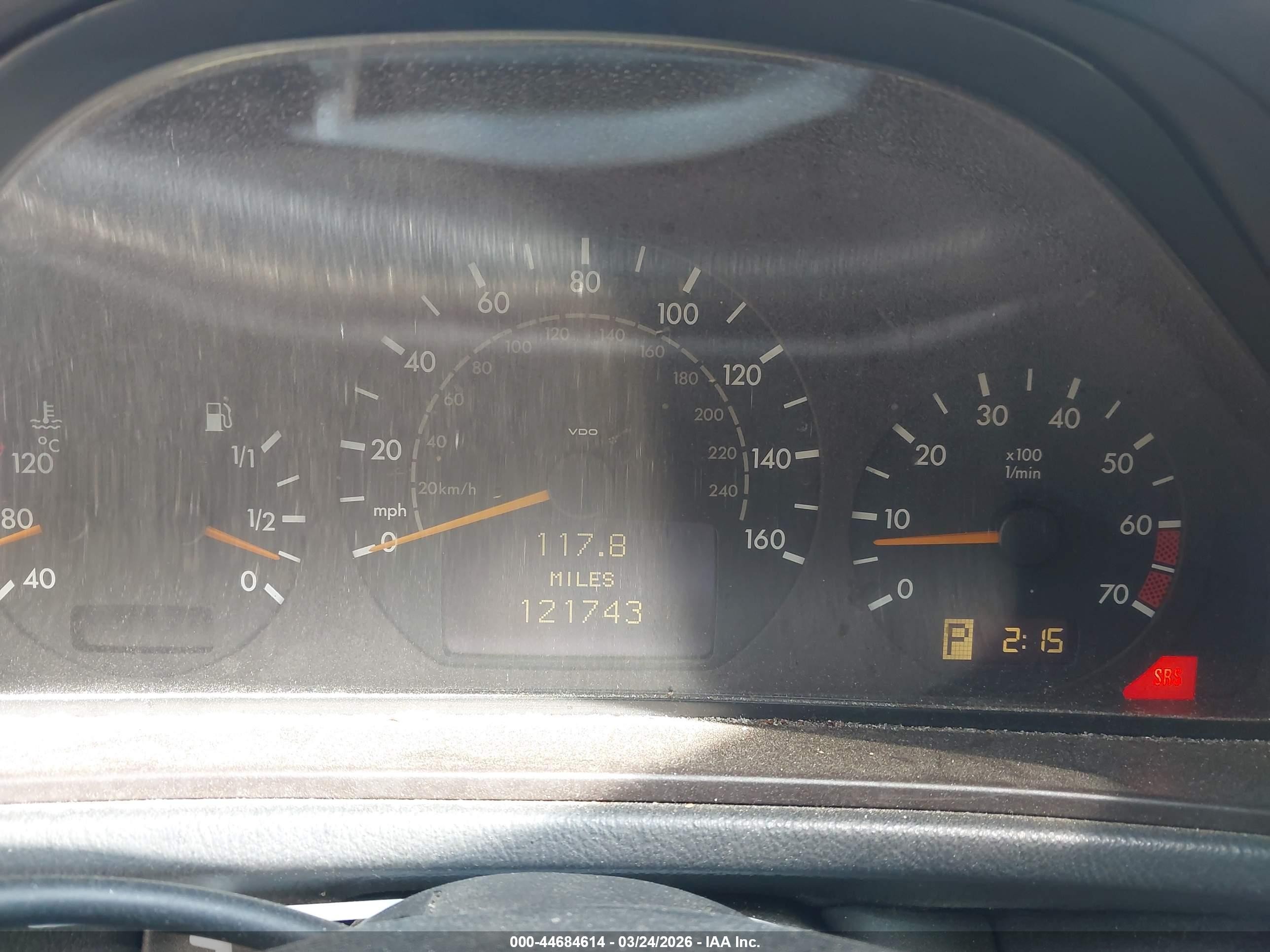 2002 Mercedes-benz Clk 320   Black vin: WDBLK65G82T105367