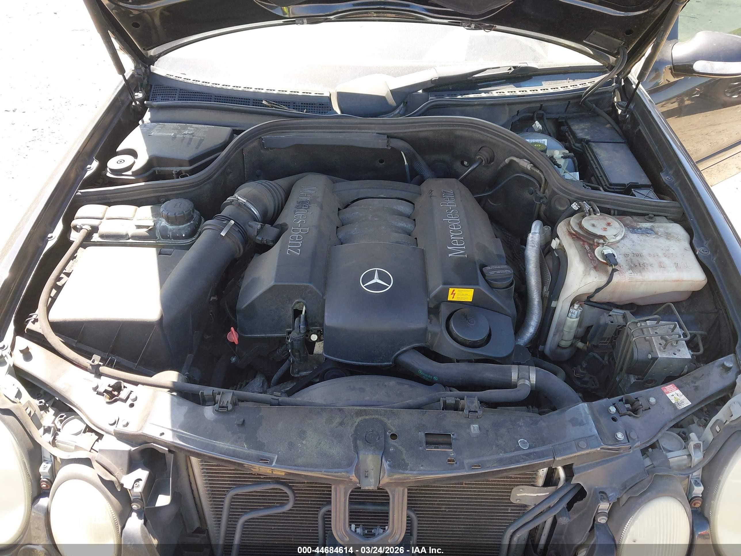 2002 Mercedes-benz Clk 320   Black vin: WDBLK65G82T105367