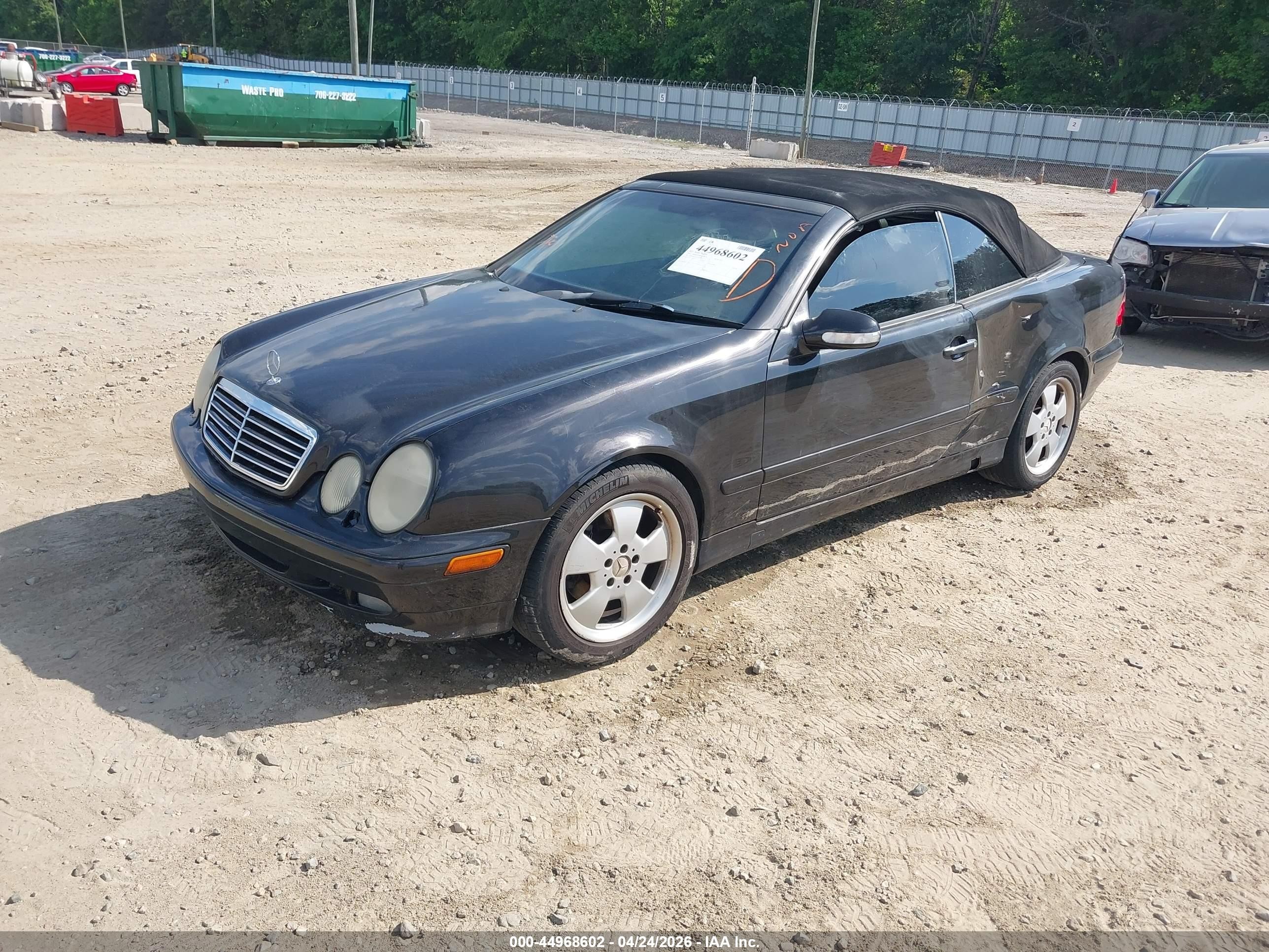 2002 Mercedes-benz Clk 320   Black vin: WDBLK65G82T105367
