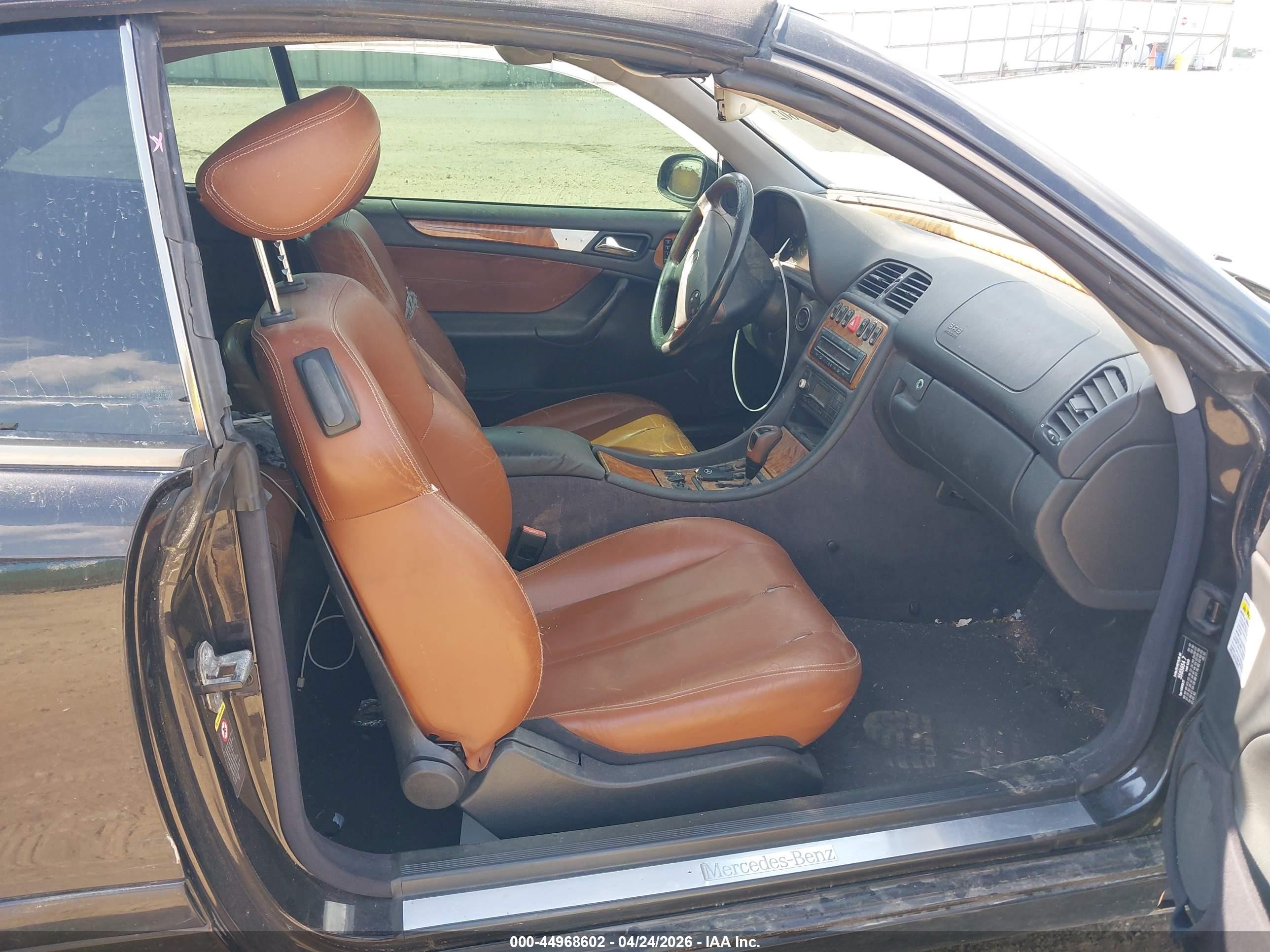2002 Mercedes-benz Clk 320   Black vin: WDBLK65G82T105367