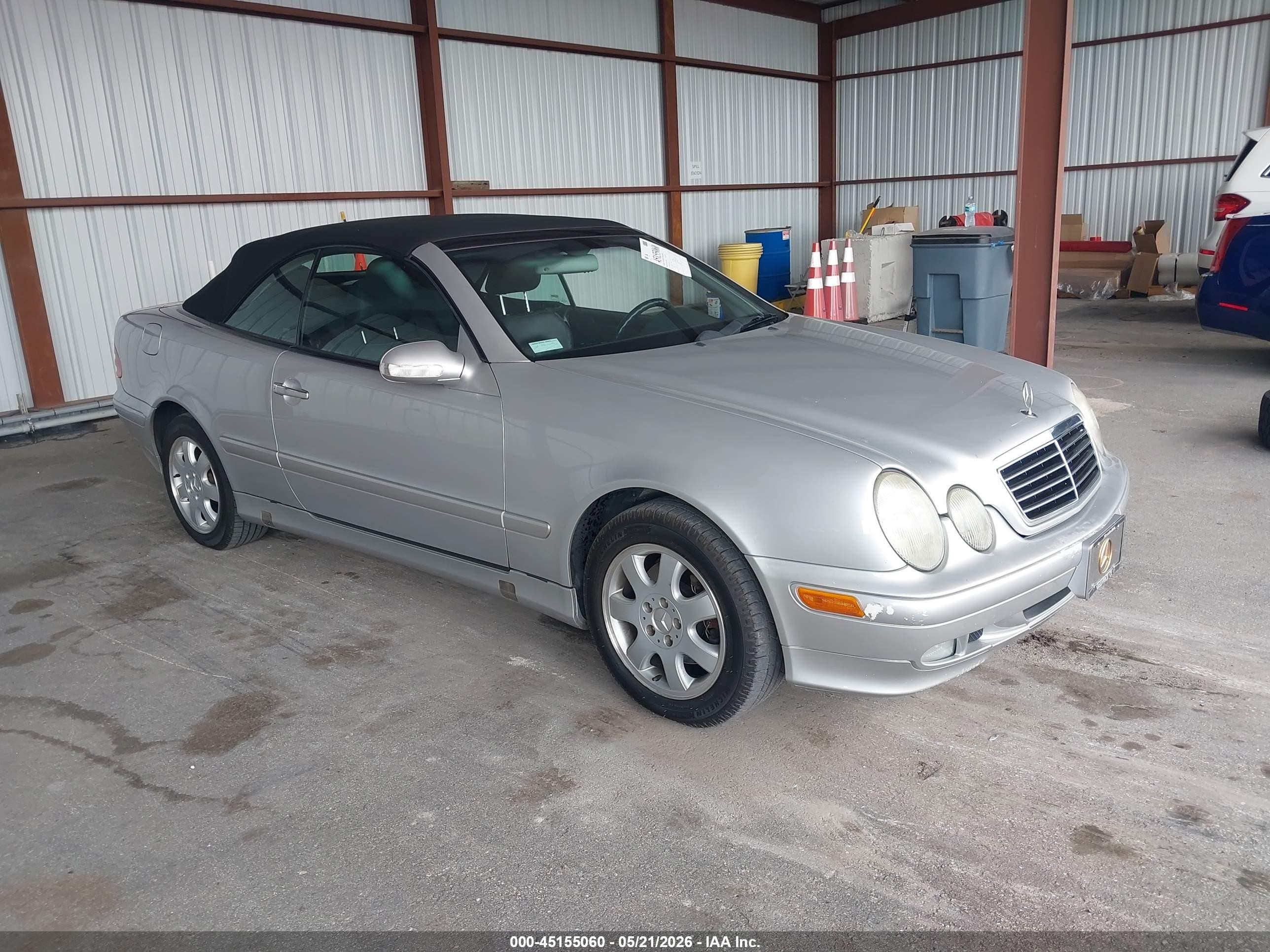2000 Mercedes-benz Clk 320   Серебряный vin: WDBLK65G8YT038584