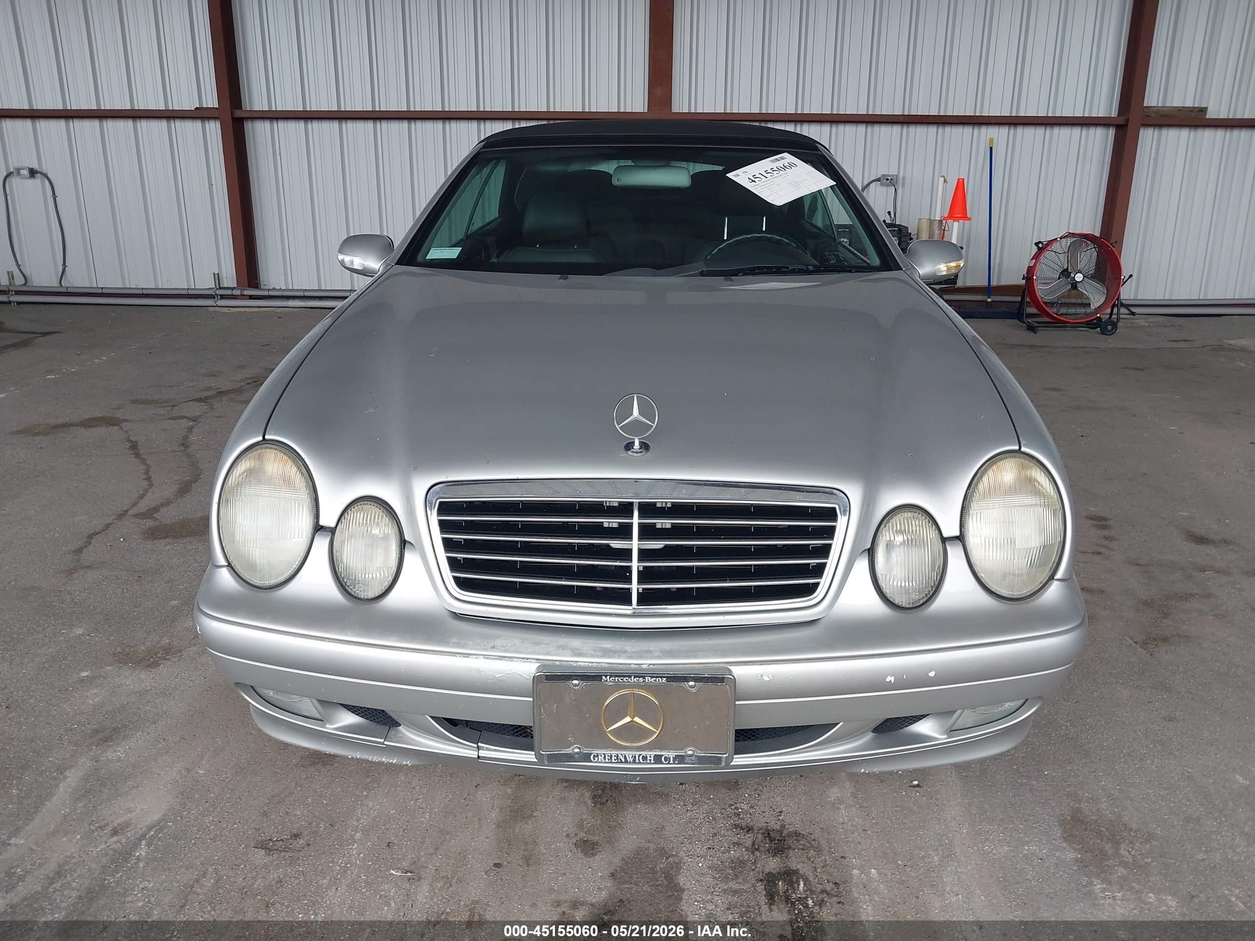 2000 Mercedes-benz Clk 320   Серебряный vin: WDBLK65G8YT038584
