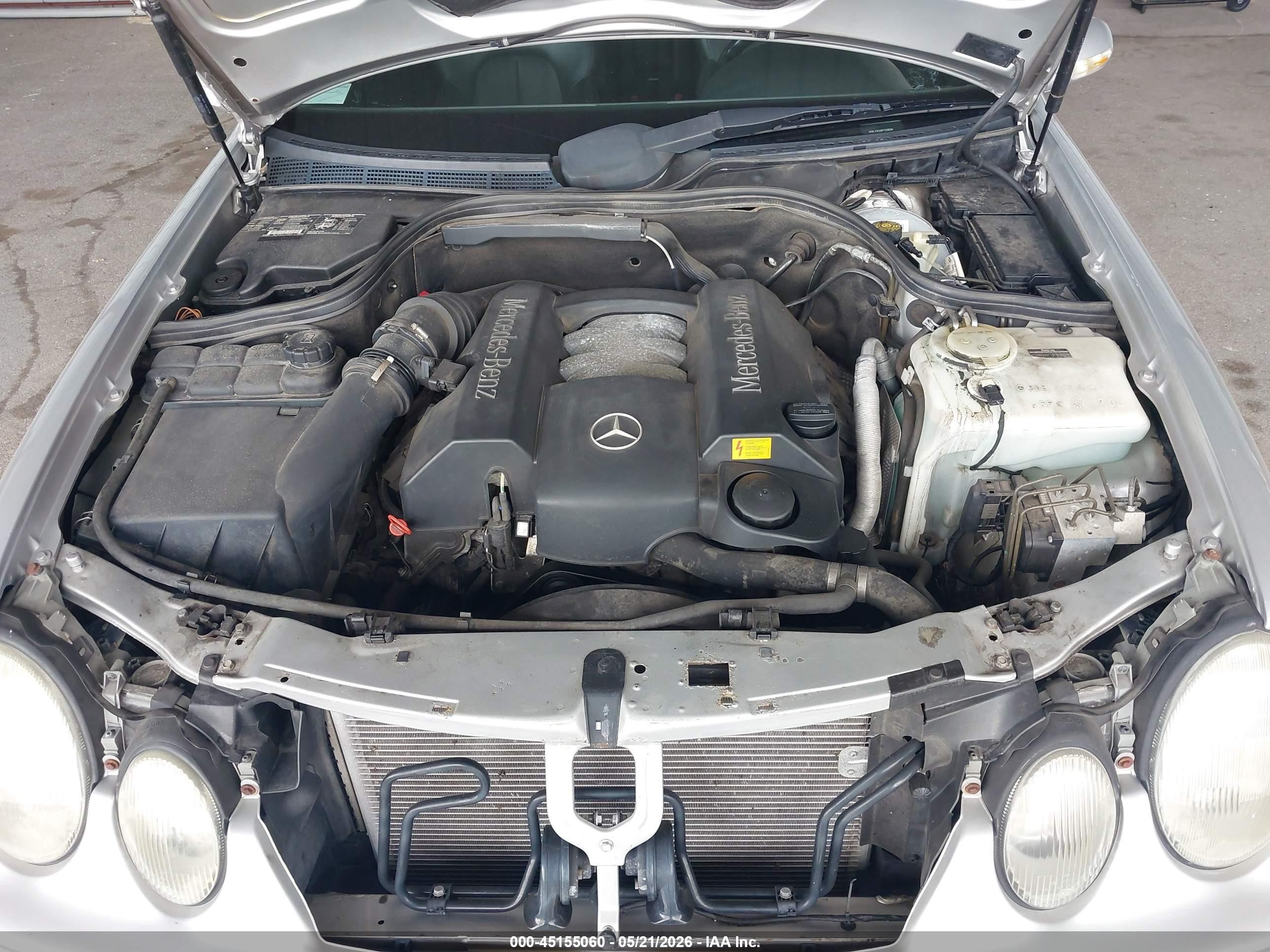 2000 Mercedes-benz Clk 320   Серебряный vin: WDBLK65G8YT038584