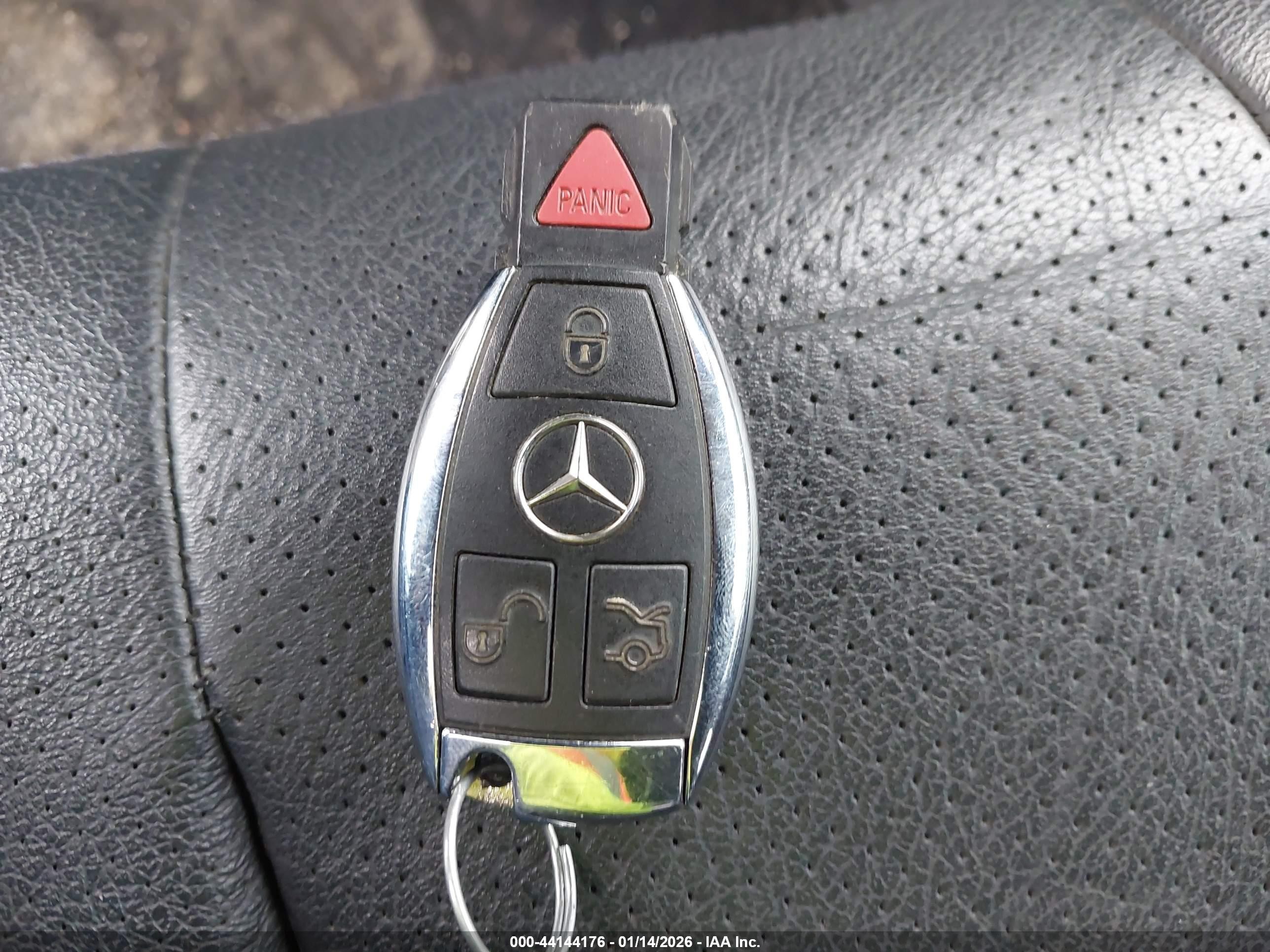 2002 Mercedes-benz Clk 320   Silver vin: WDBLK65G92T114434
