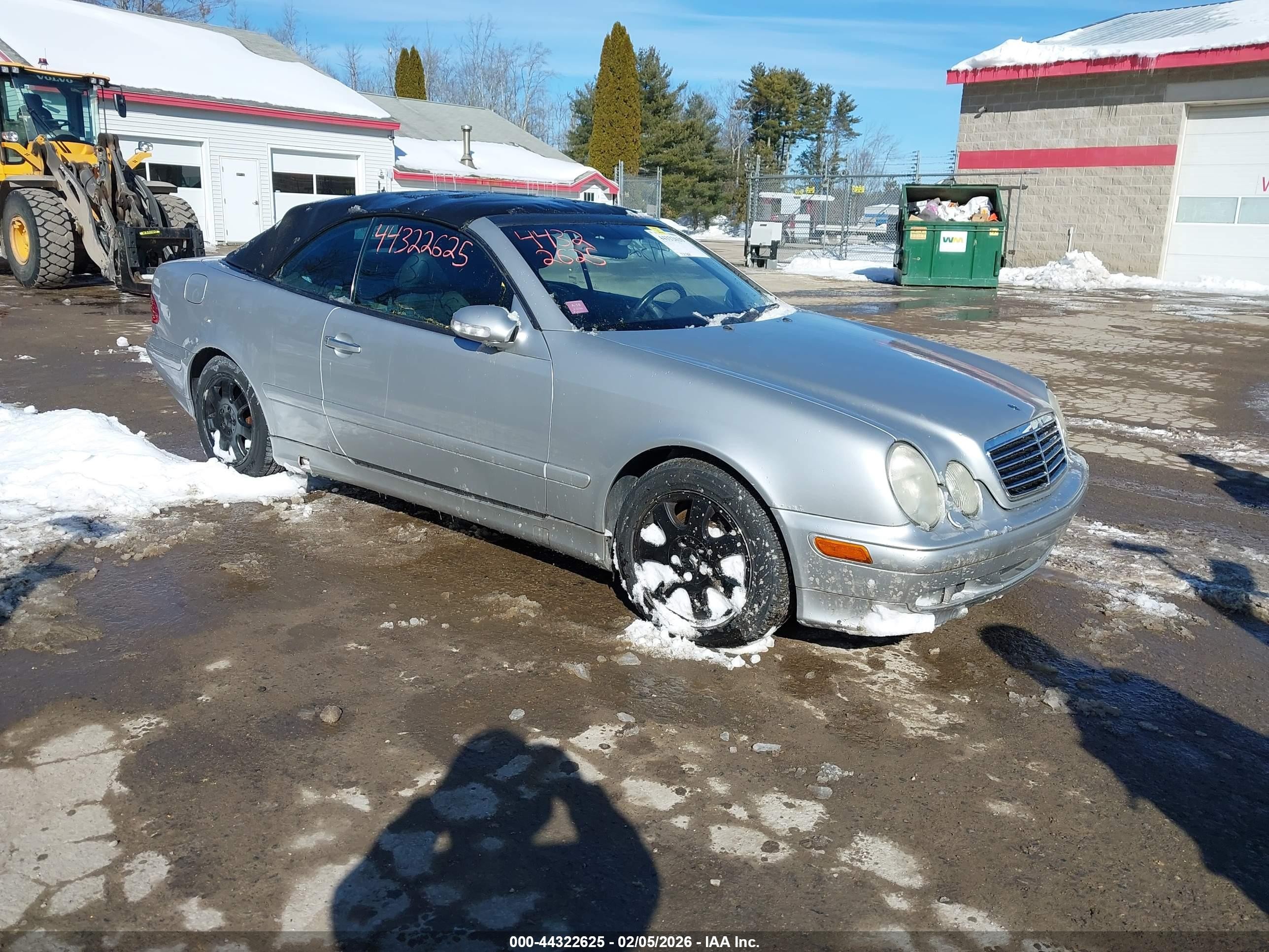 2002 Mercedes-benz Clk 320   Silver vin: WDBLK65G92T114434
