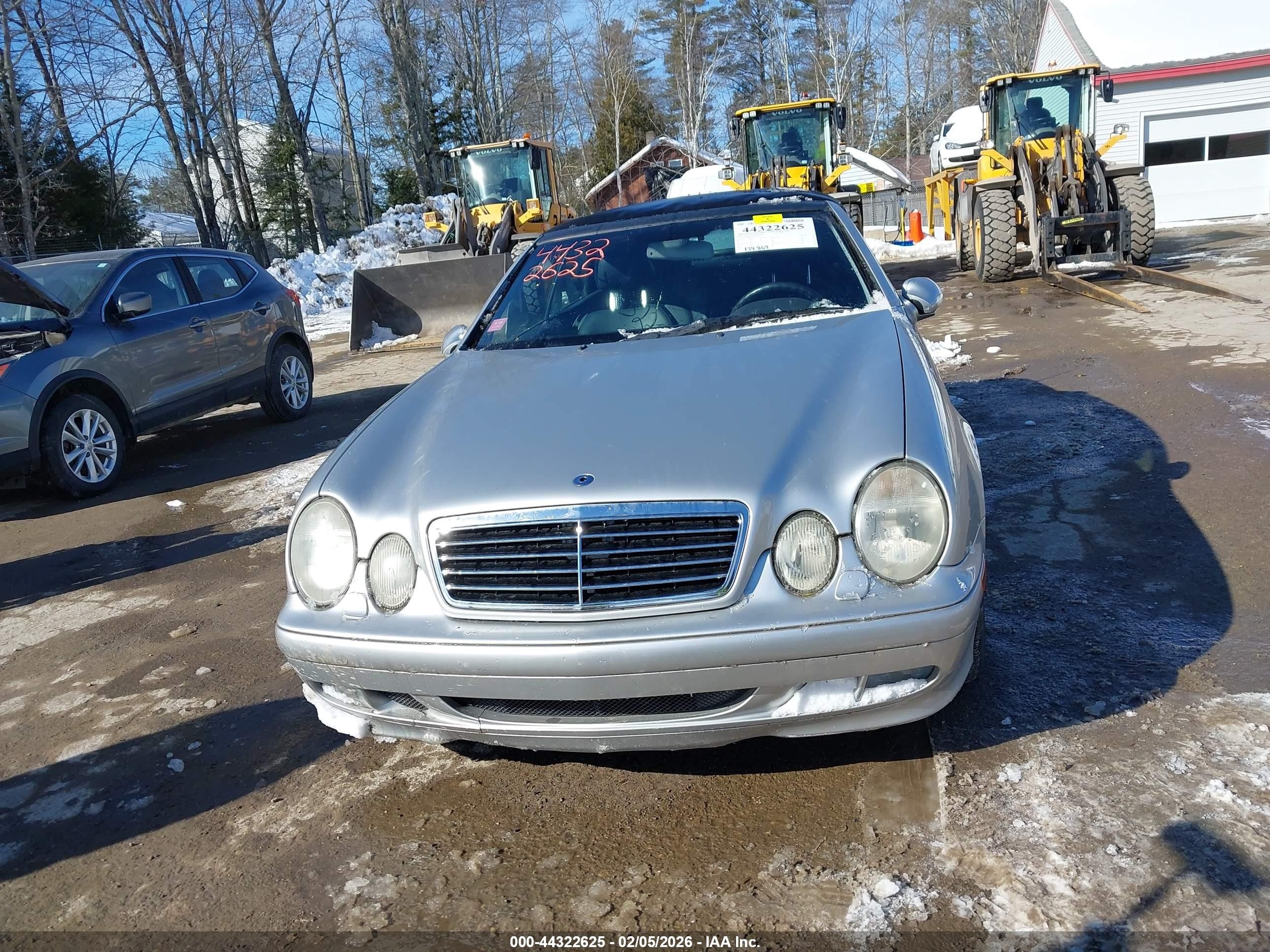 2002 Mercedes-benz Clk 320   Silver vin: WDBLK65G92T114434
