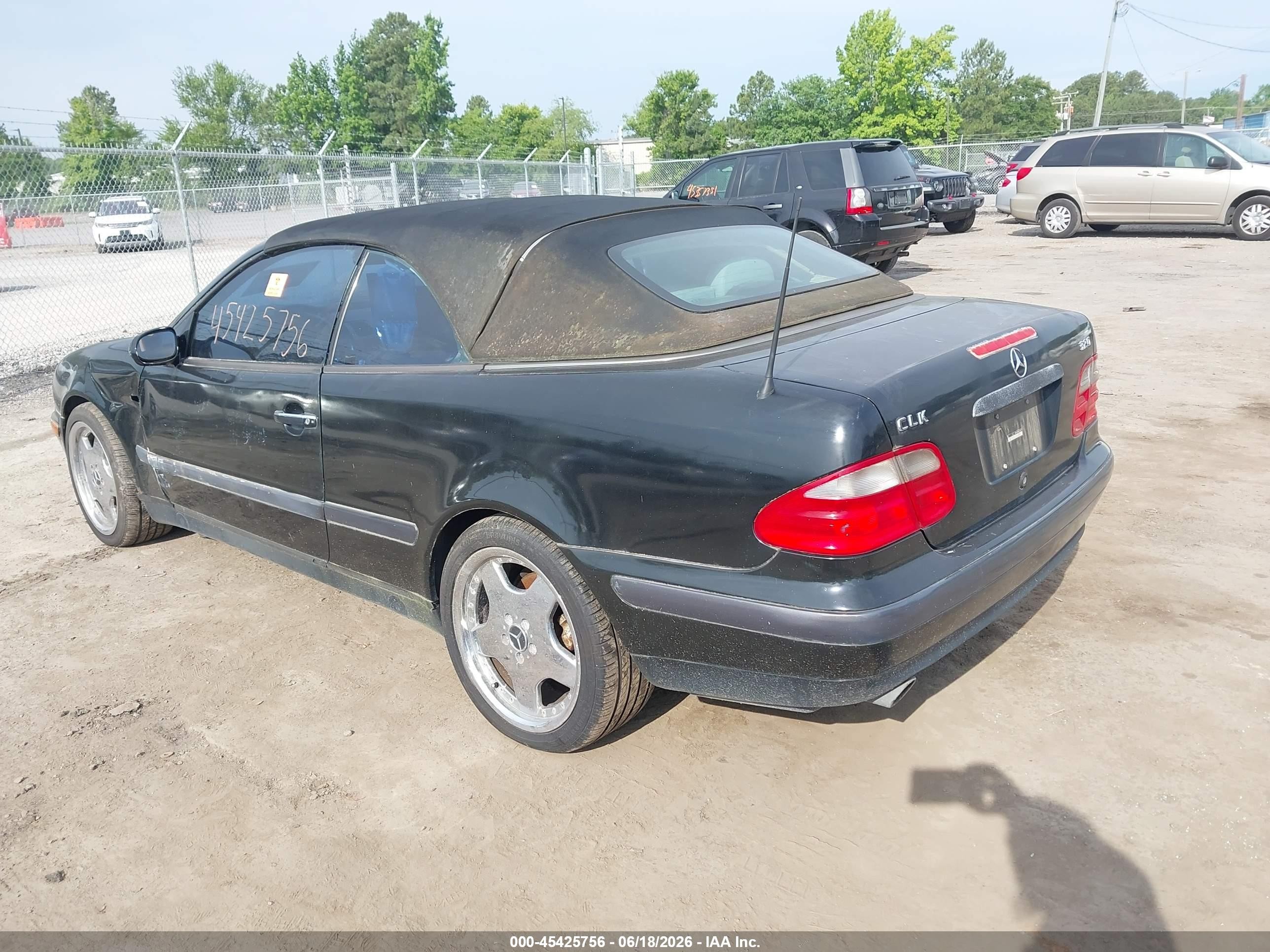 1999 Mercedes-benz Clk 320   Black vin: WDBLK65G9XT007133