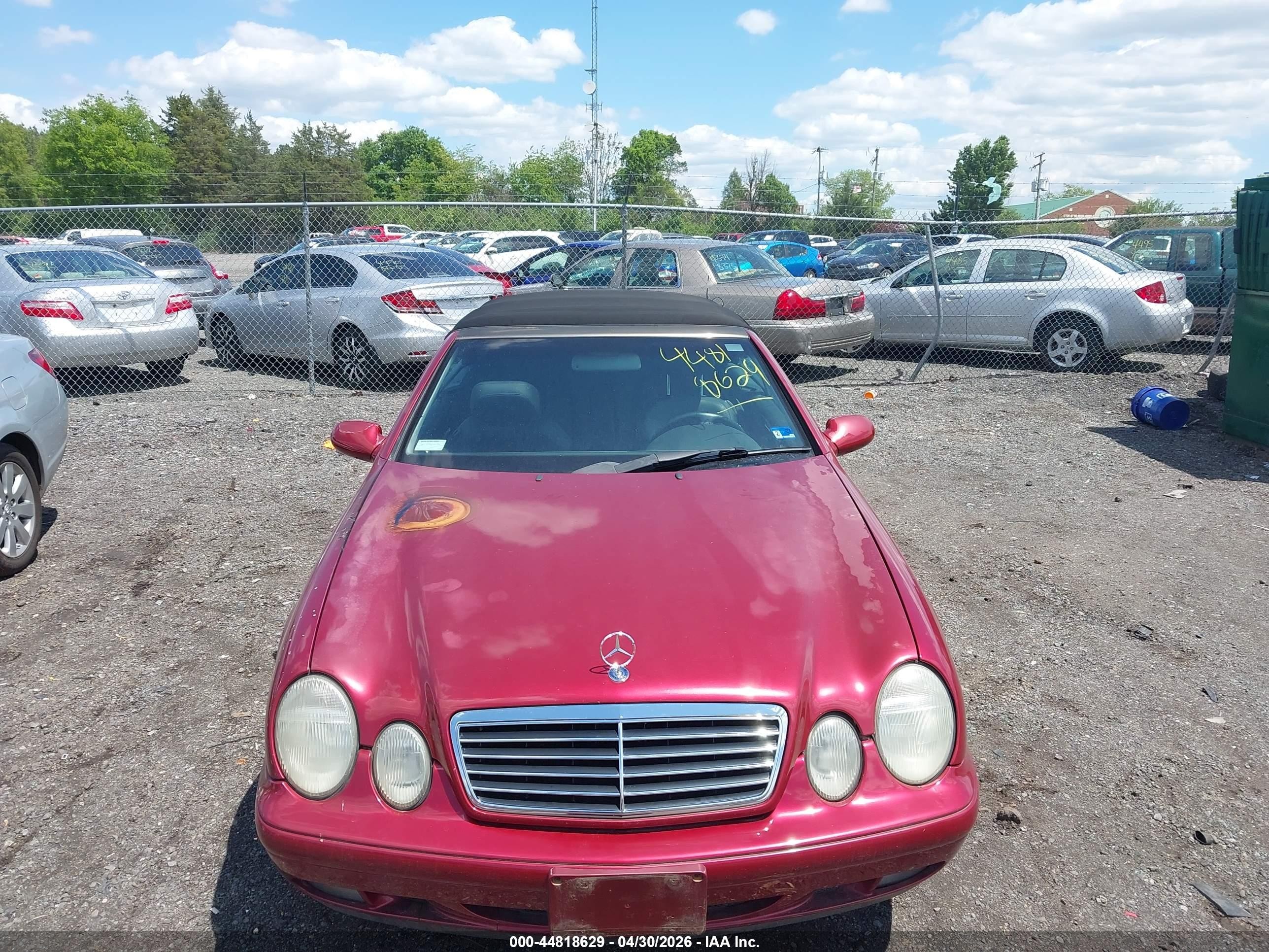 1999 Mercedes-benz Clk 320   Красный vin: WDBLK65G9XT015152